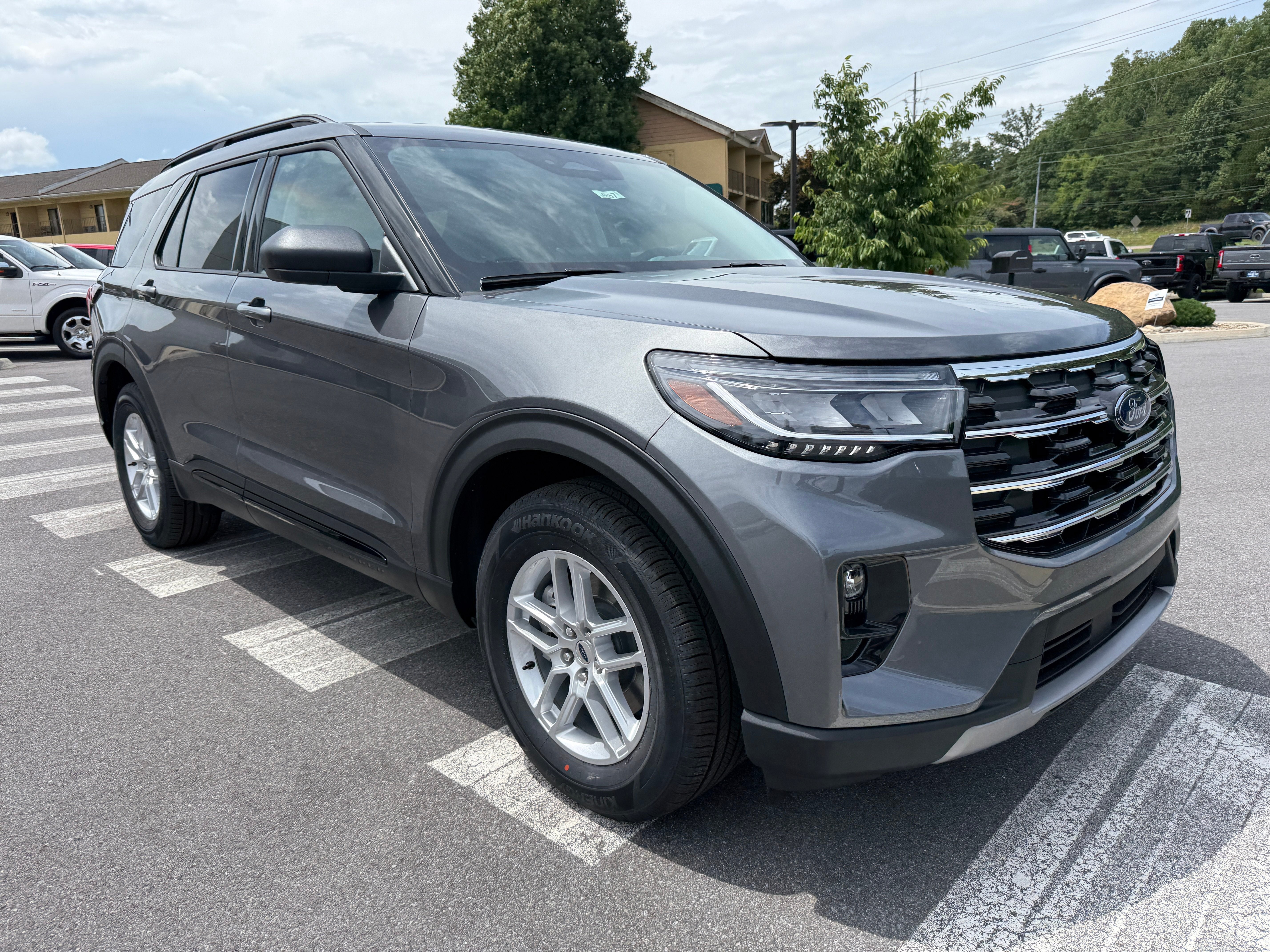 2026 Ford Explorer Active w/200A Pkg