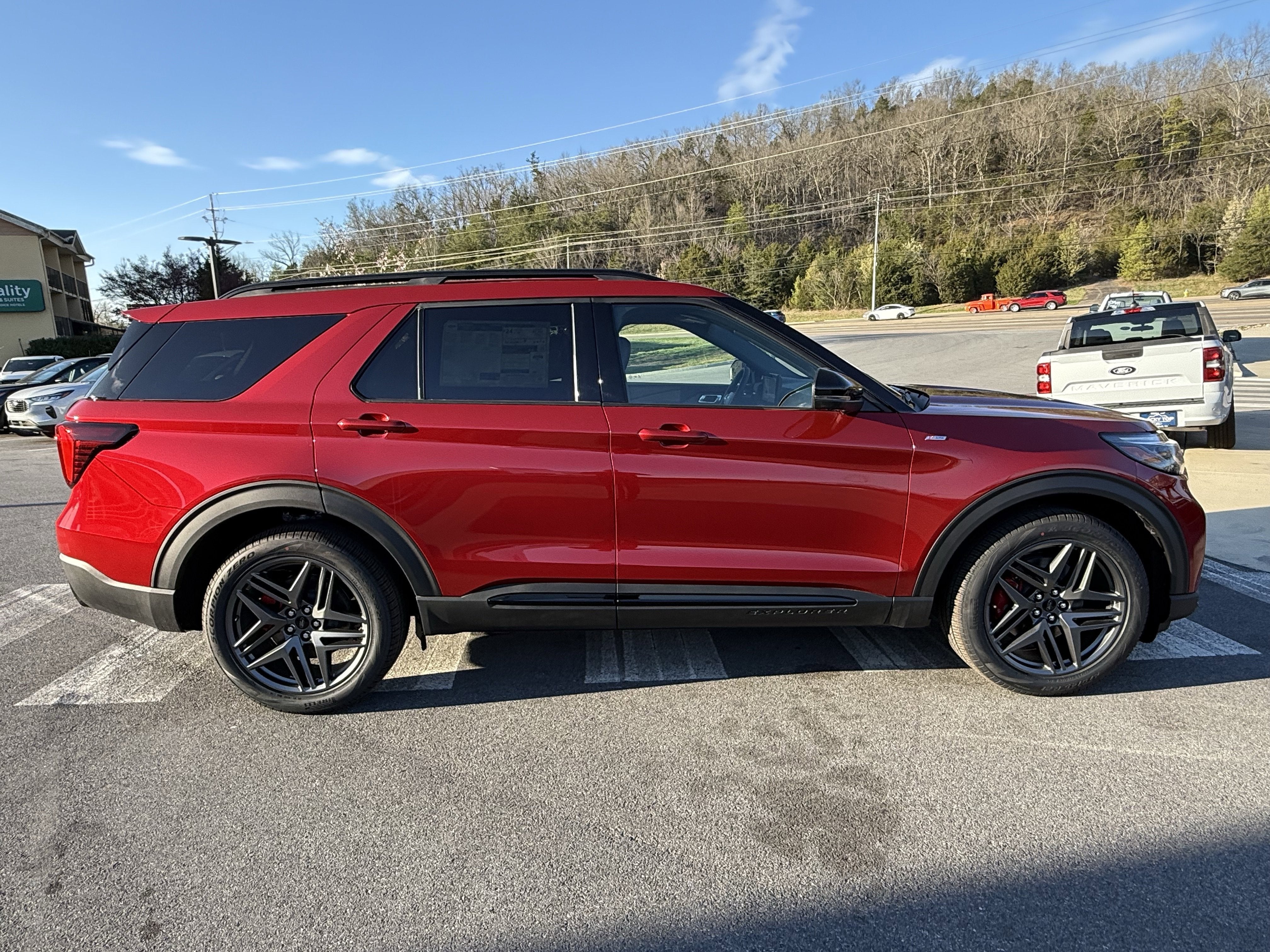 2026 Ford Explorer ST-Line