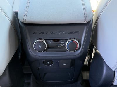2027 Ford Explorer Active w/200A Pkg