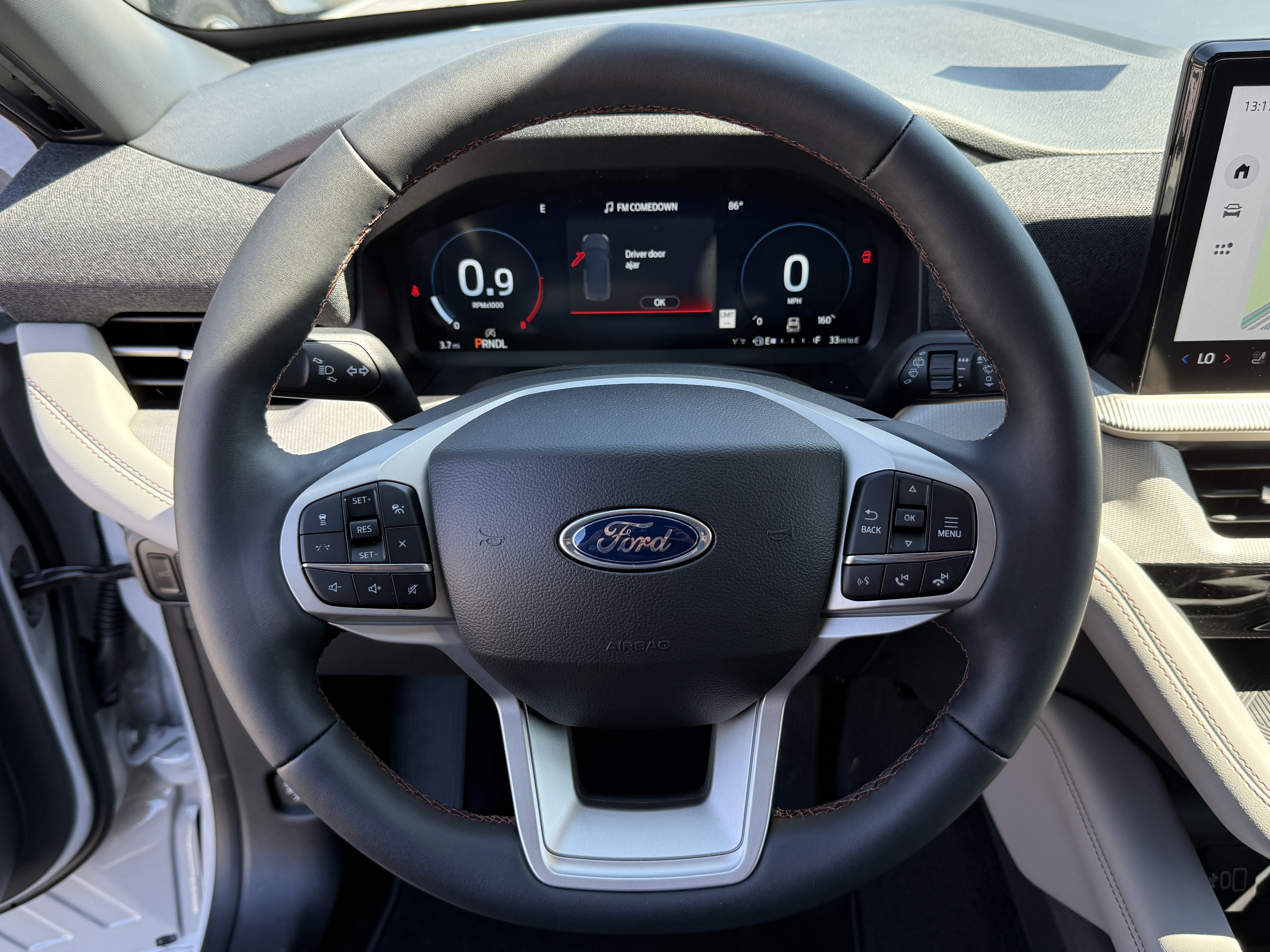 2027 Ford Explorer Active w/200A Pkg