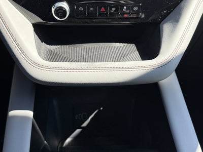 2027 Ford Explorer Active w/200A Pkg