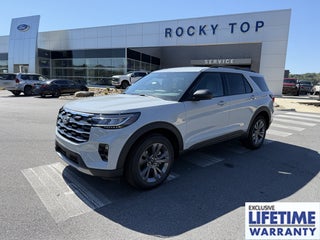 2027 Ford Explorer Active w/200A Pkg