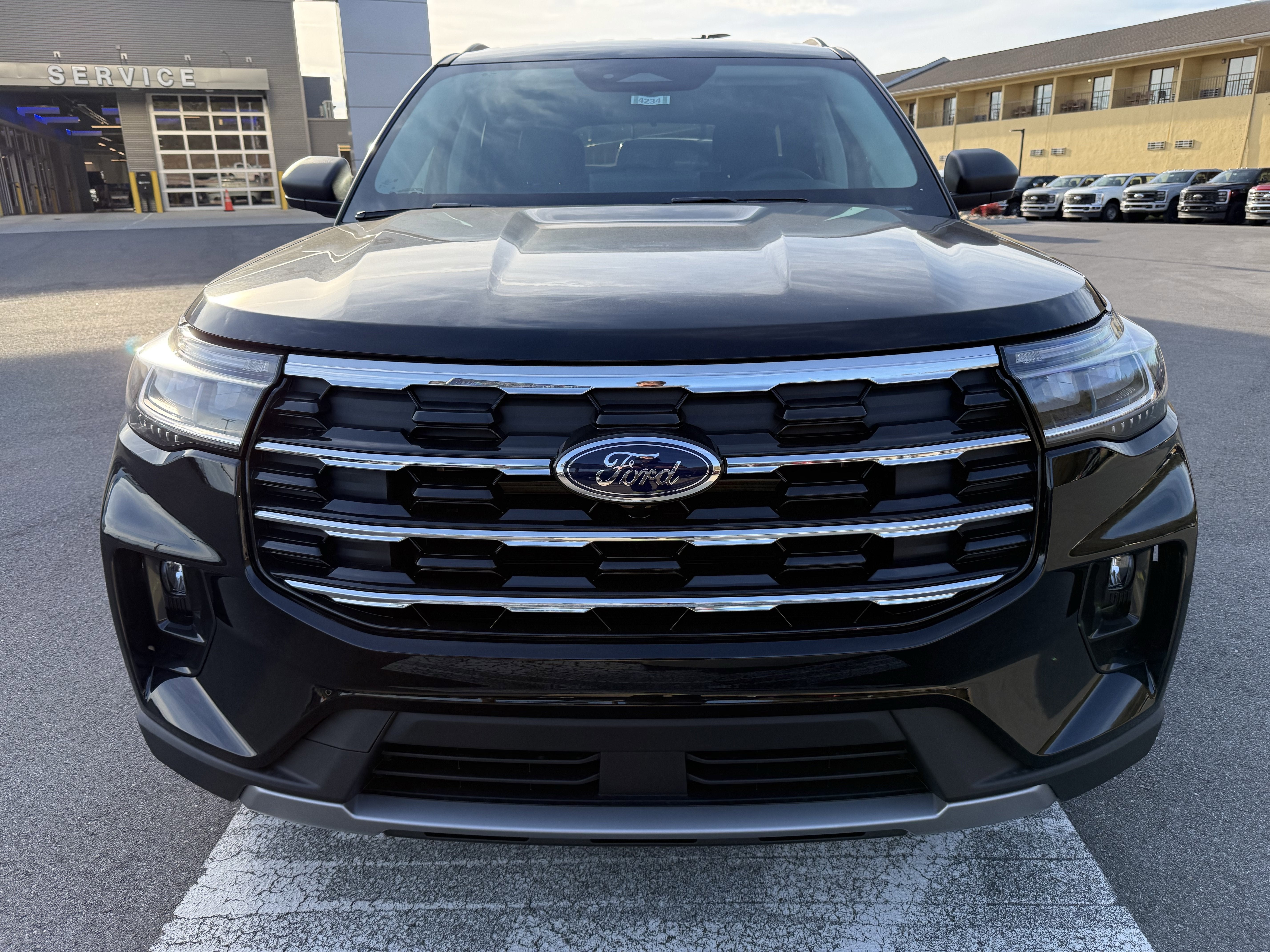 2026 Ford Explorer Active w/200A Pkg