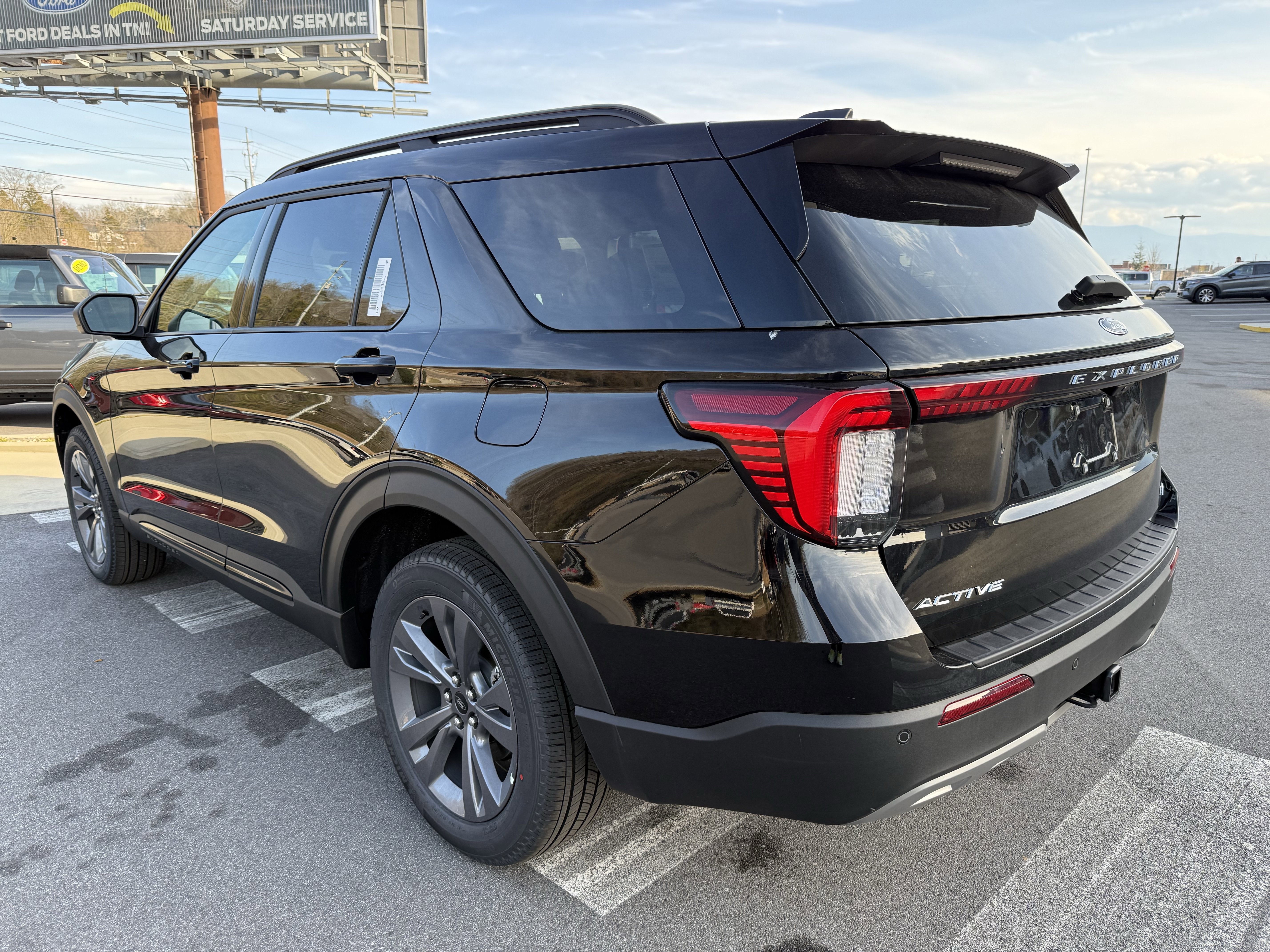 2026 Ford Explorer Active w/200A Pkg