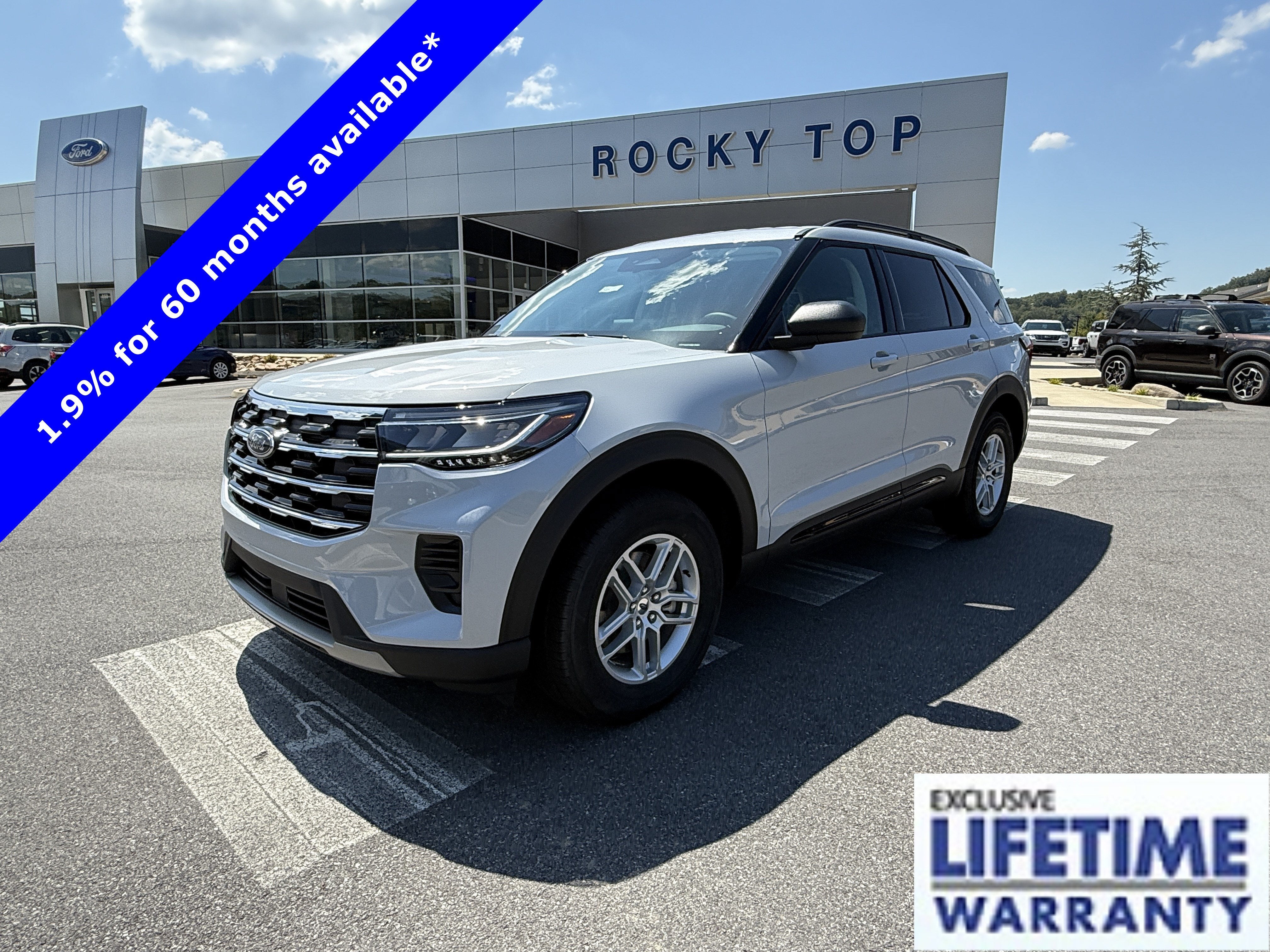 2026 Ford Explorer Active w/200A Pkg