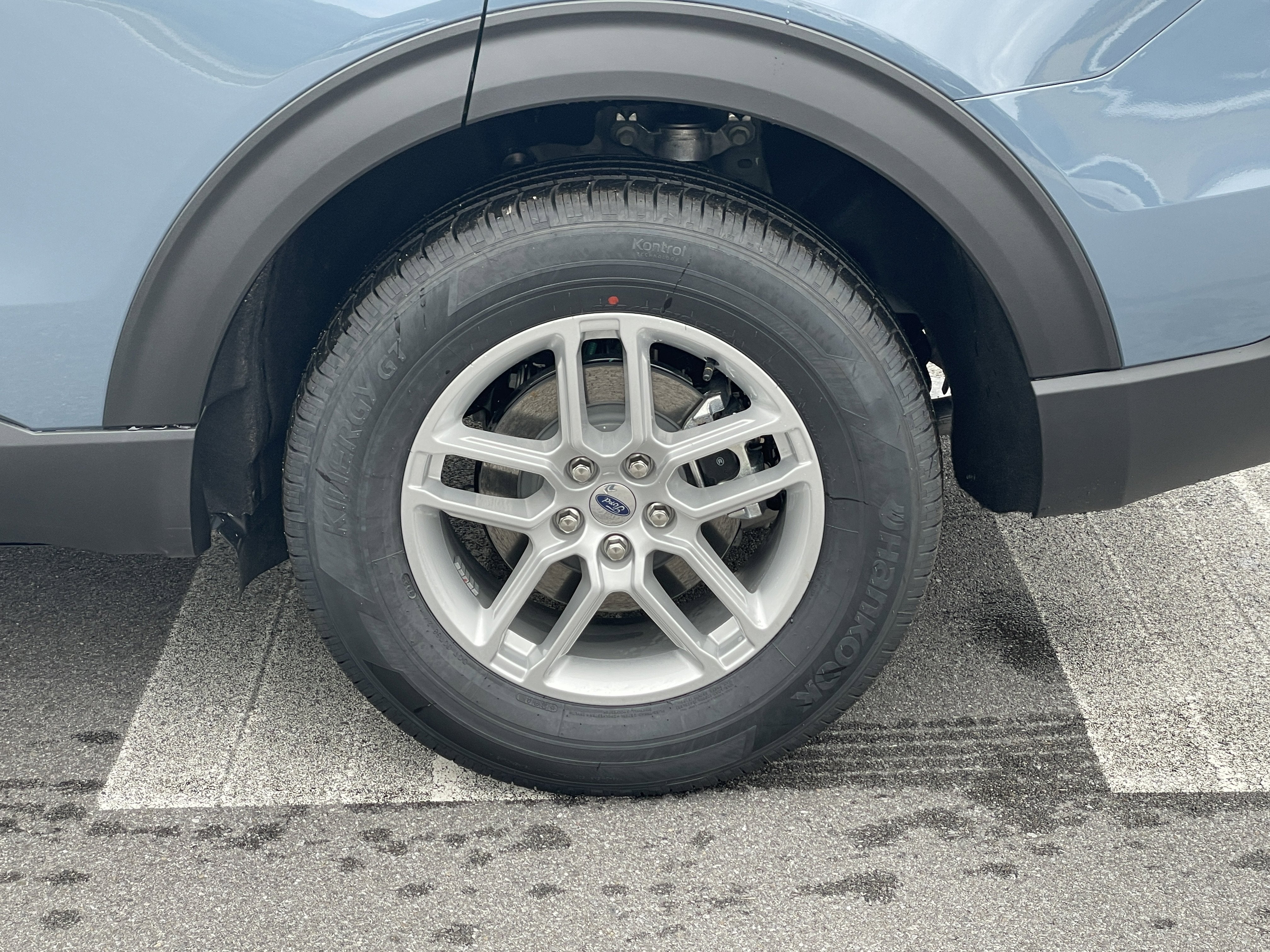 2026 Ford Explorer Active w/200A Pkg