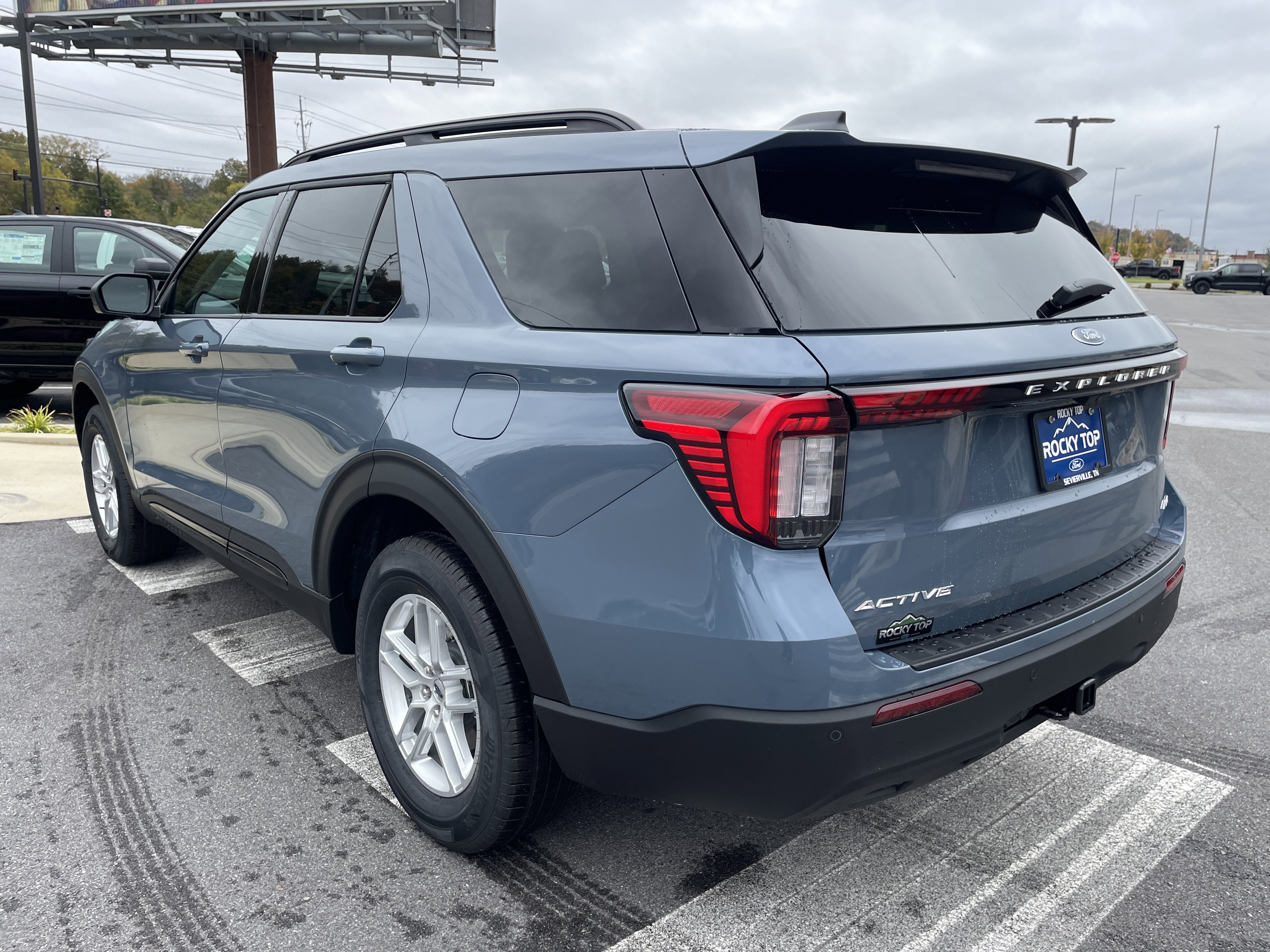 2026 Ford Explorer Active w/200A Pkg