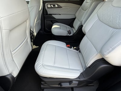 2027 Ford Explorer Platinum