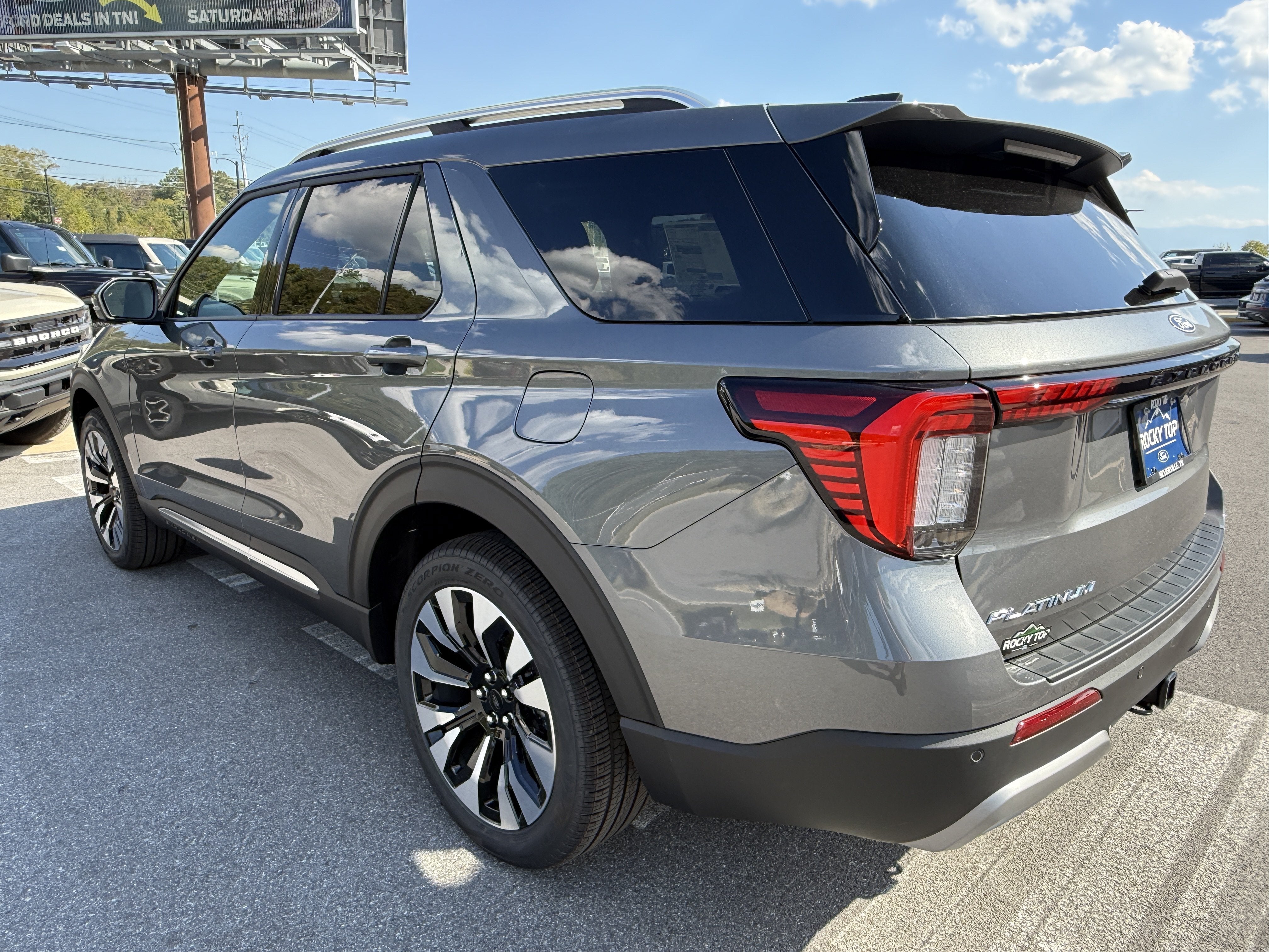 2027 Ford Explorer Platinum