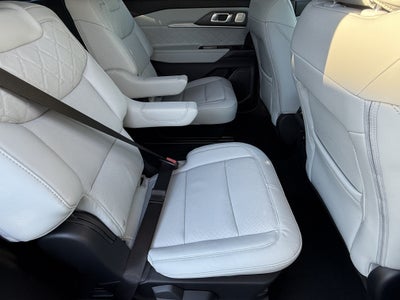 2027 Ford Explorer Platinum