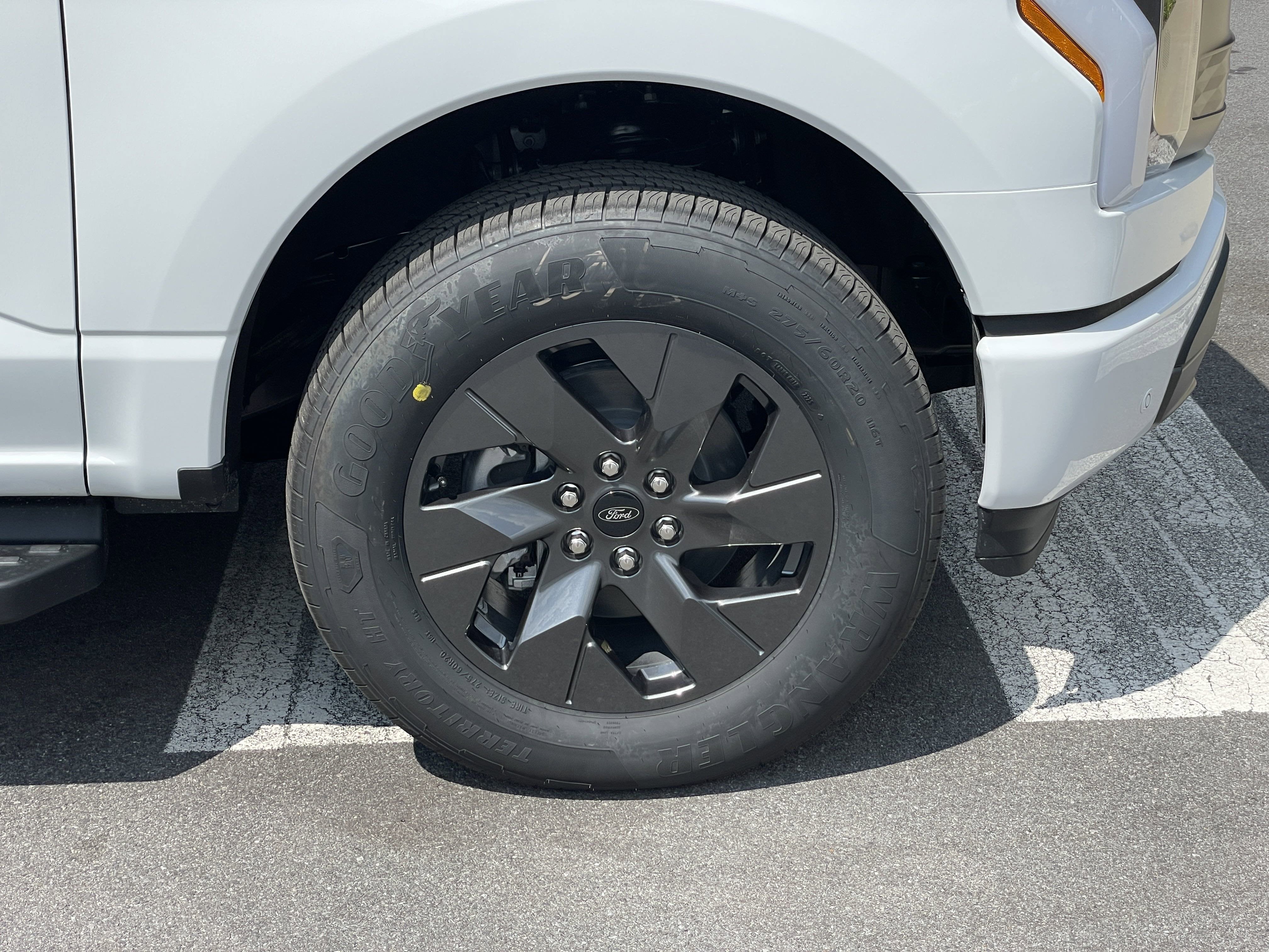 2025 Ford F-150 Lightning LARIAT