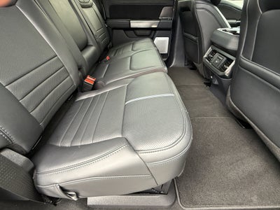 2026 Ford Super Duty F-250 SRW Platinum