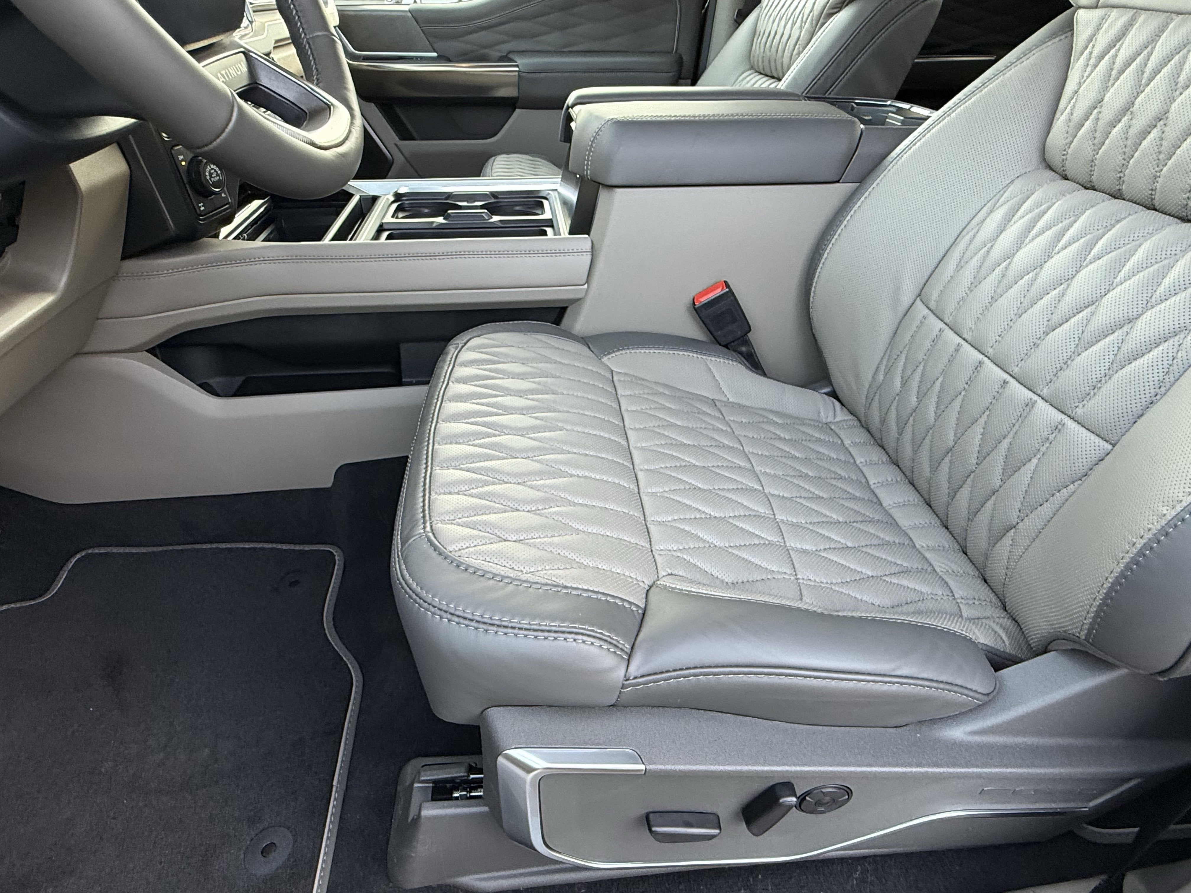 2026 Ford Super Duty F-250 Platinum