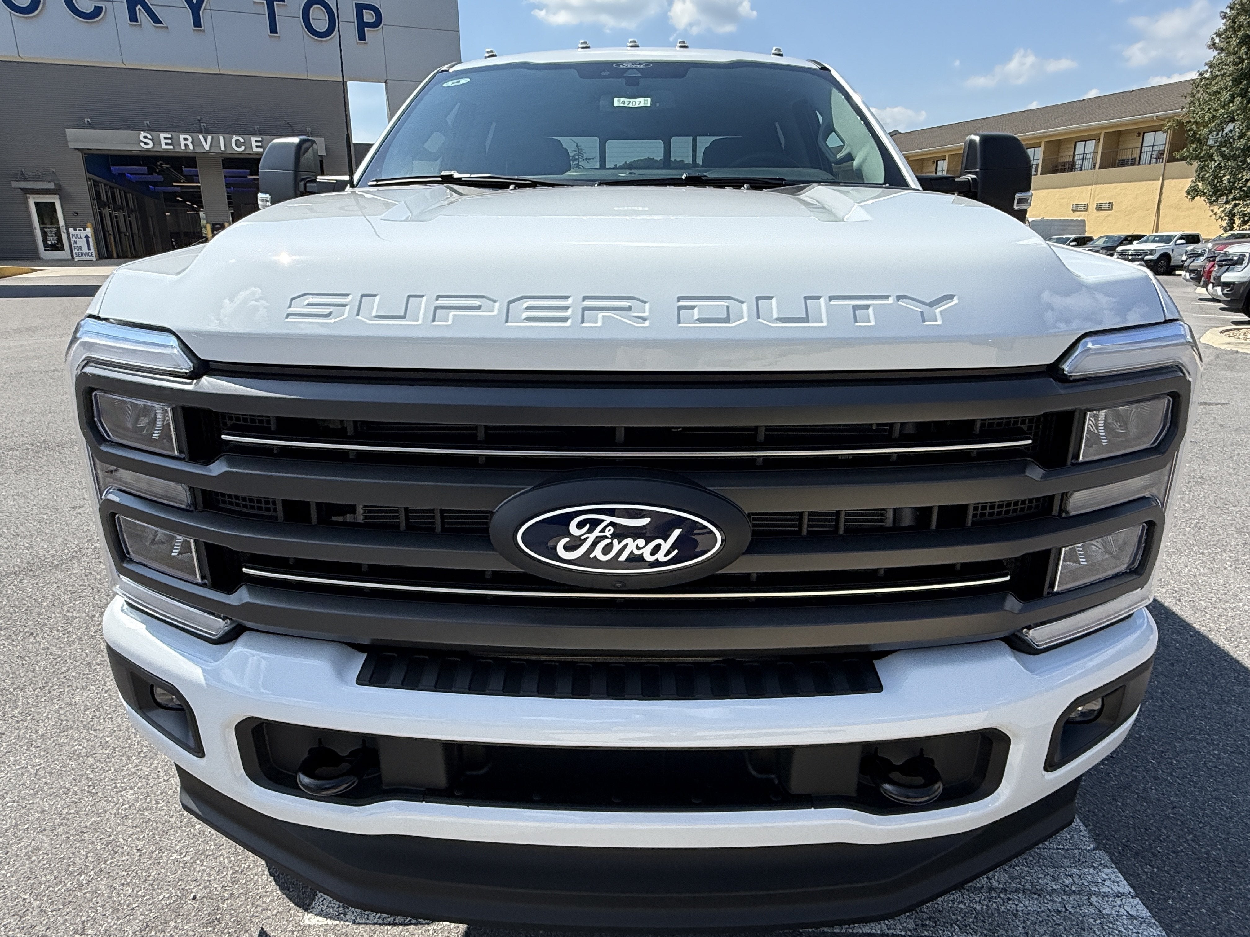 2027 Ford Super Duty F-250 XLT