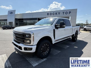 2027 Ford Super Duty F-250 XLT