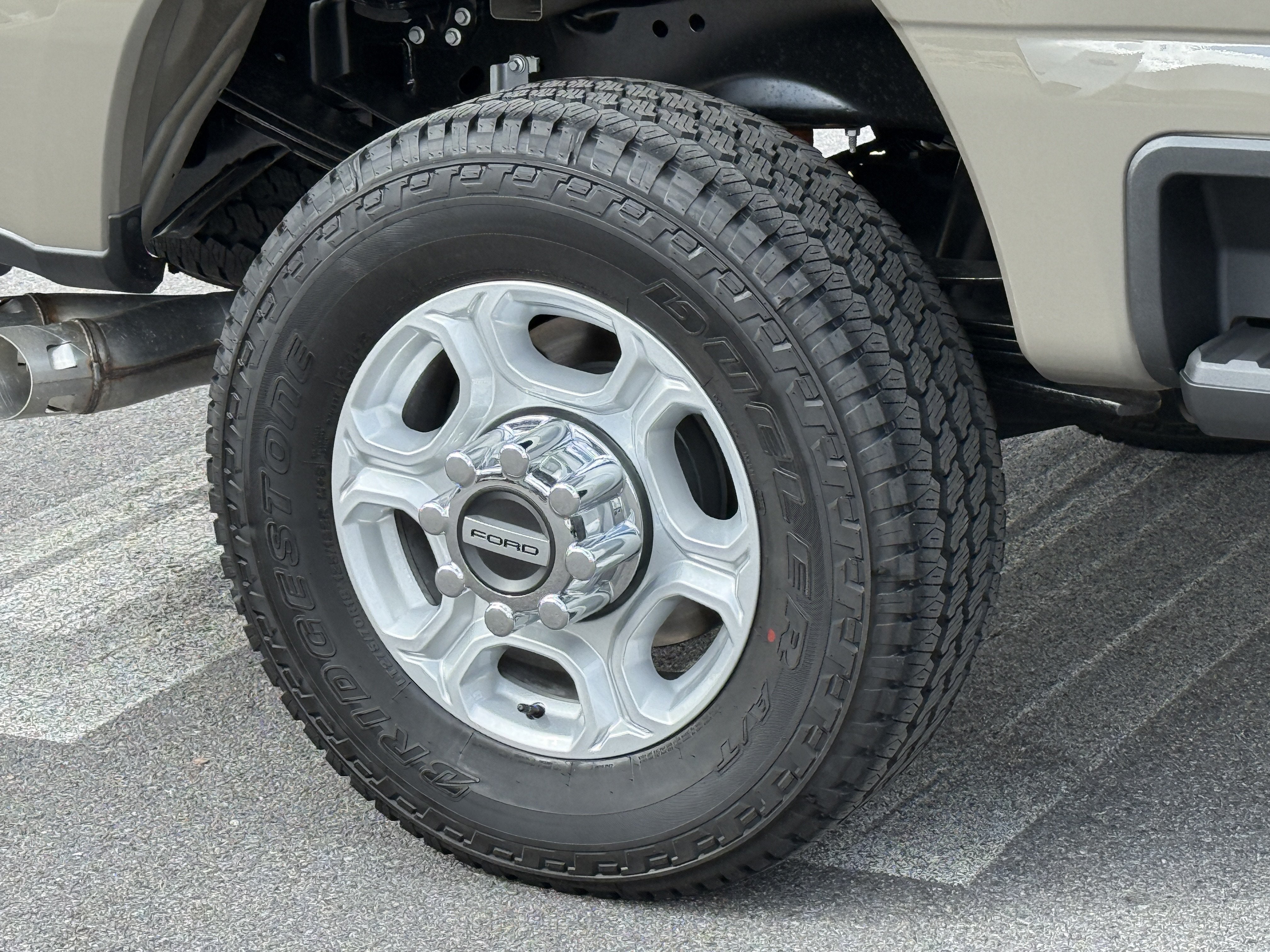 2027 Ford Super Duty F-250 XLT