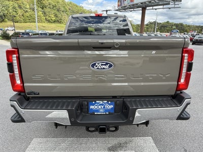 2027 Ford Super Duty F-250 XLT