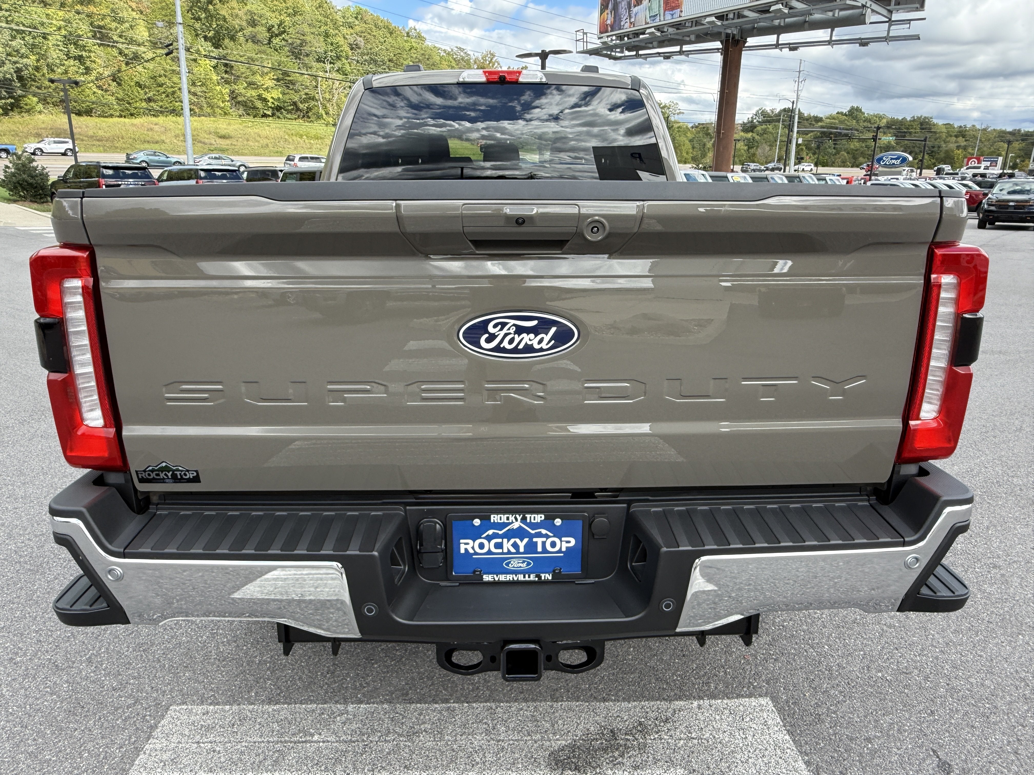 2027 Ford Super Duty F-250 XLT