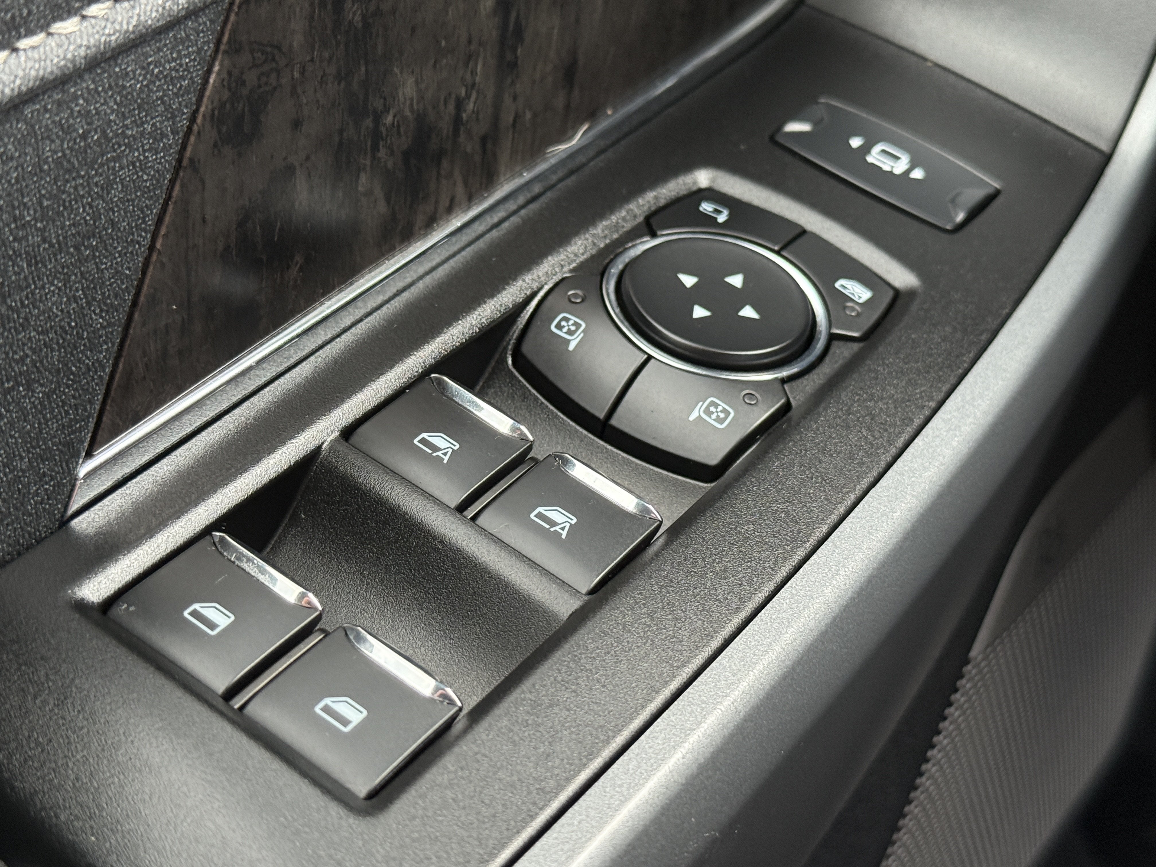 2024 Ford Super Duty F-250 SRW LARIAT