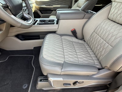 2026 Ford Super Duty F-350 SRW Platinum