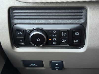 2026 Ford Super Duty F-350 SRW Platinum