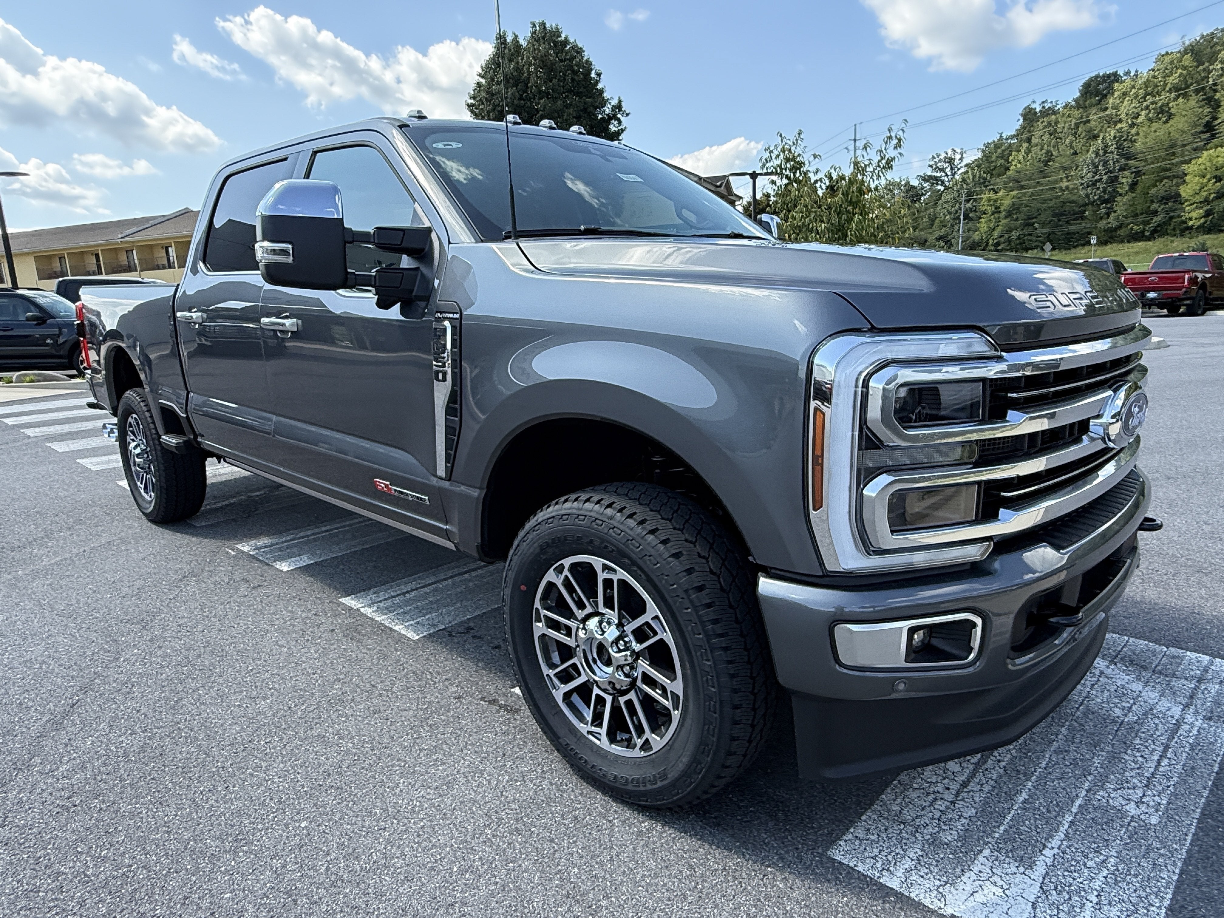 2026 Ford Super Duty F-350 SRW Platinum