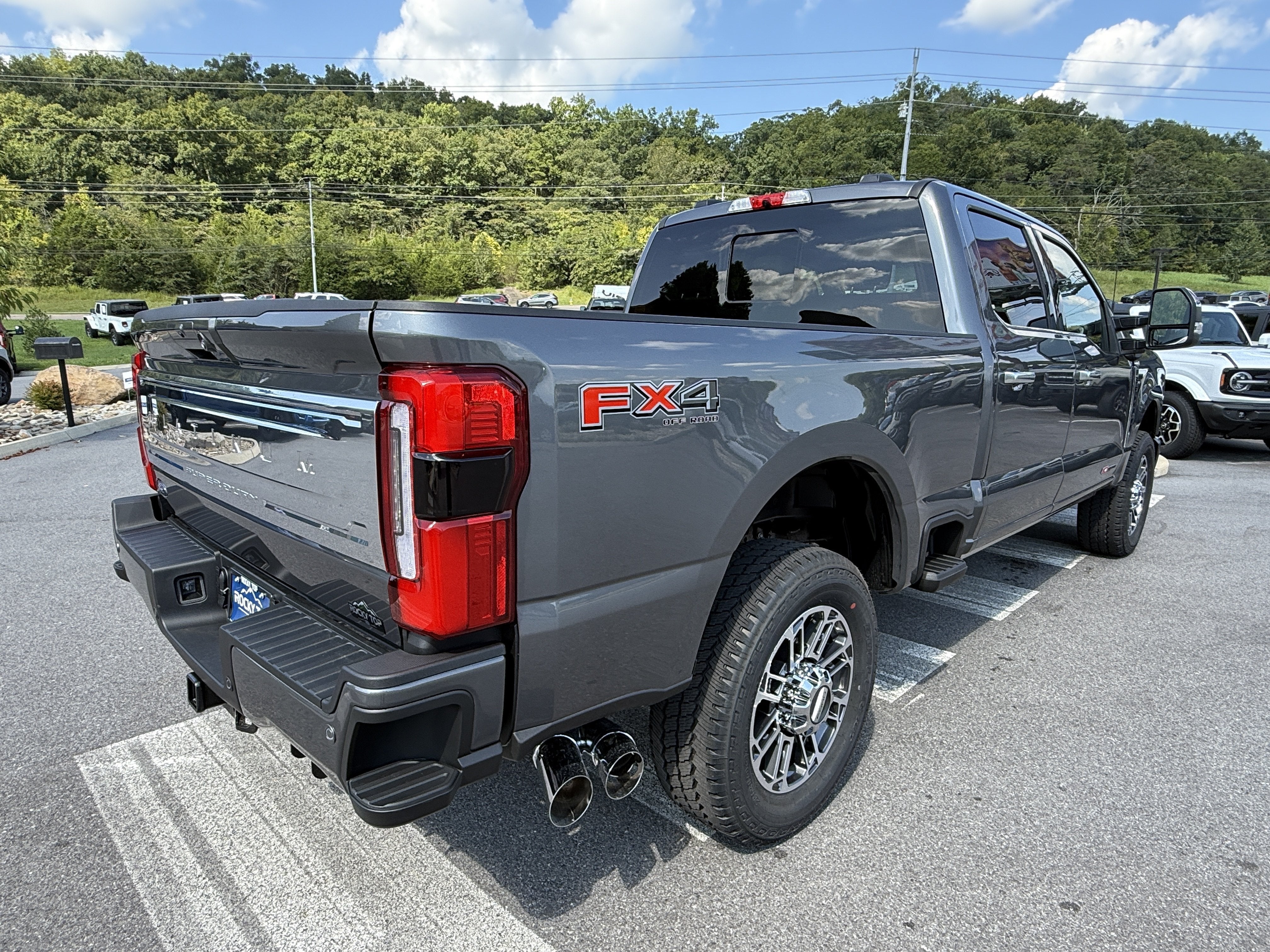 2026 Ford Super Duty F-350 SRW Platinum