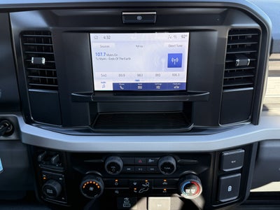 2027 Ford Super Duty F-350 SRW XL