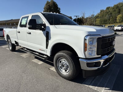 2027 Ford Super Duty F-350 SRW XL