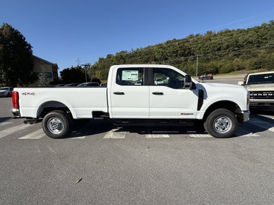 2027 Ford Super Duty F-350 SRW XL