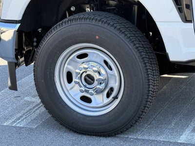 2027 Ford Super Duty F-350 SRW XL