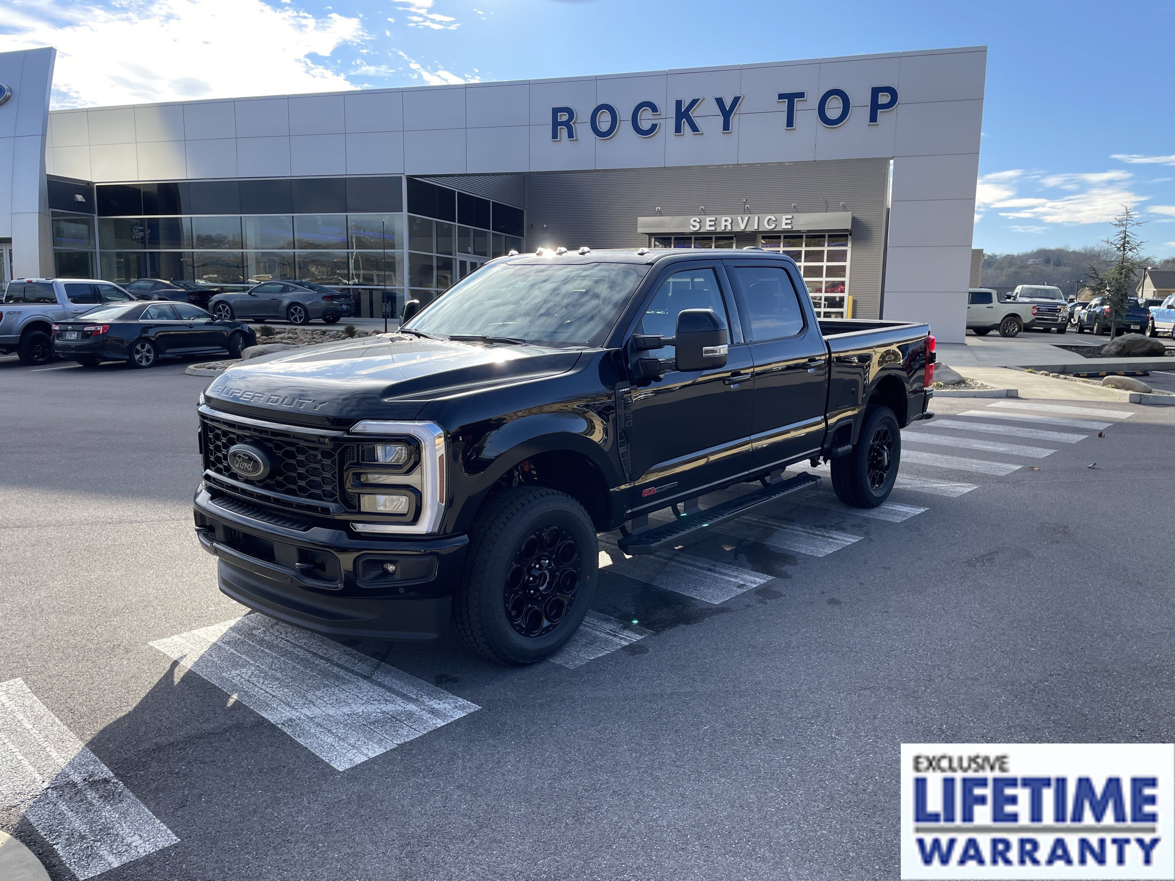 2026 Ford Super Duty F-350 SRW LARIAT