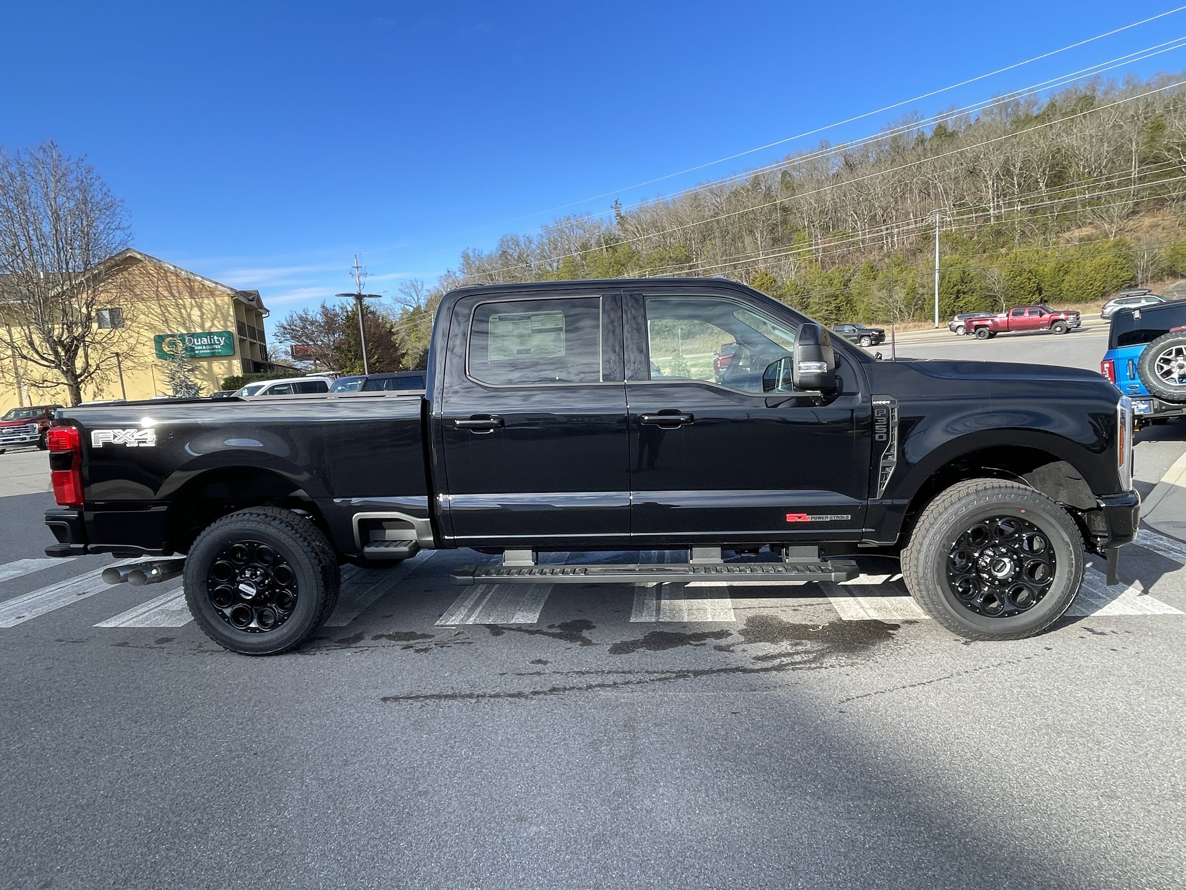 2026 Ford Super Duty F-350 SRW LARIAT