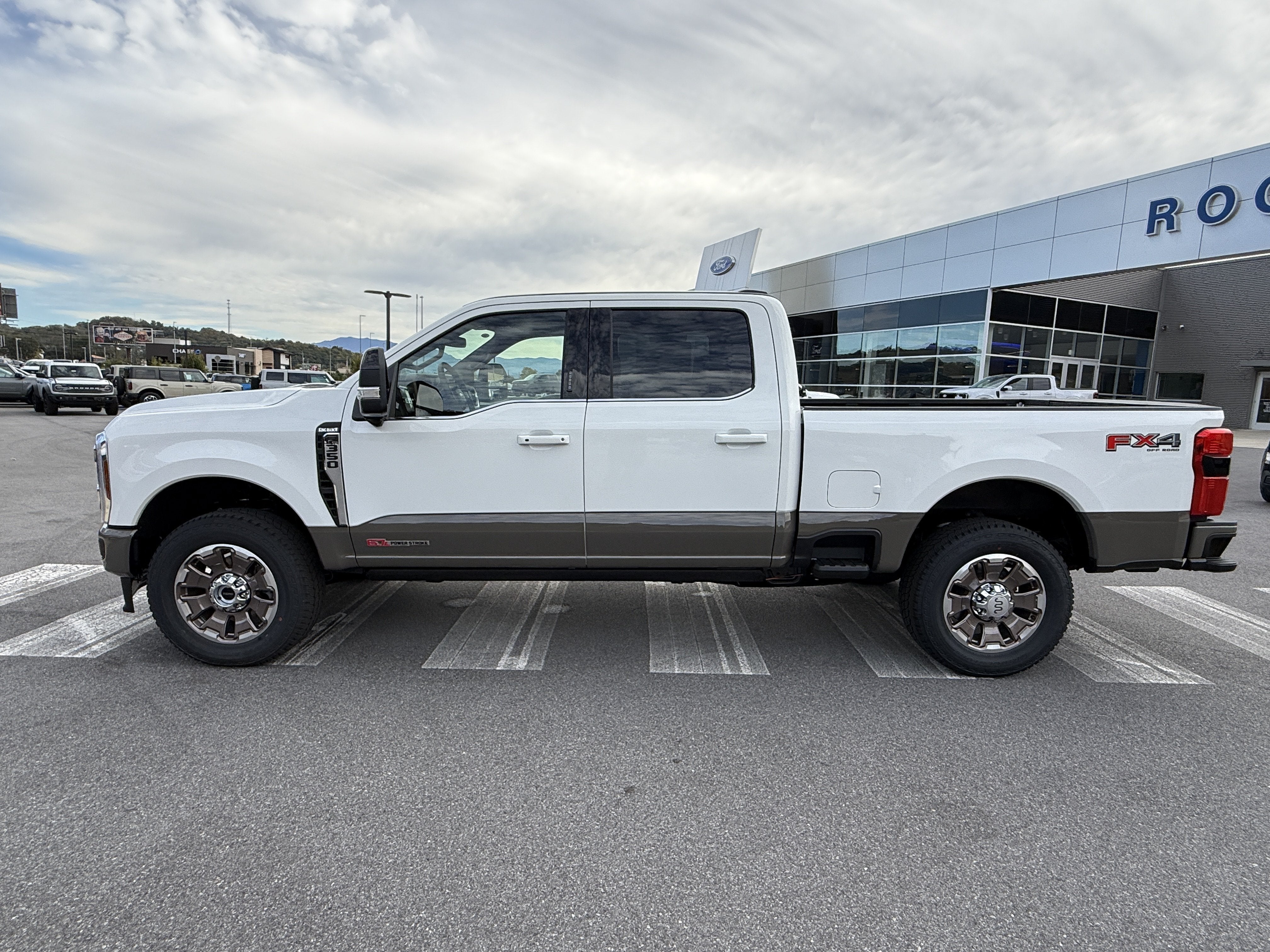 2027 Ford Super Duty F-350 SRW King Ranch