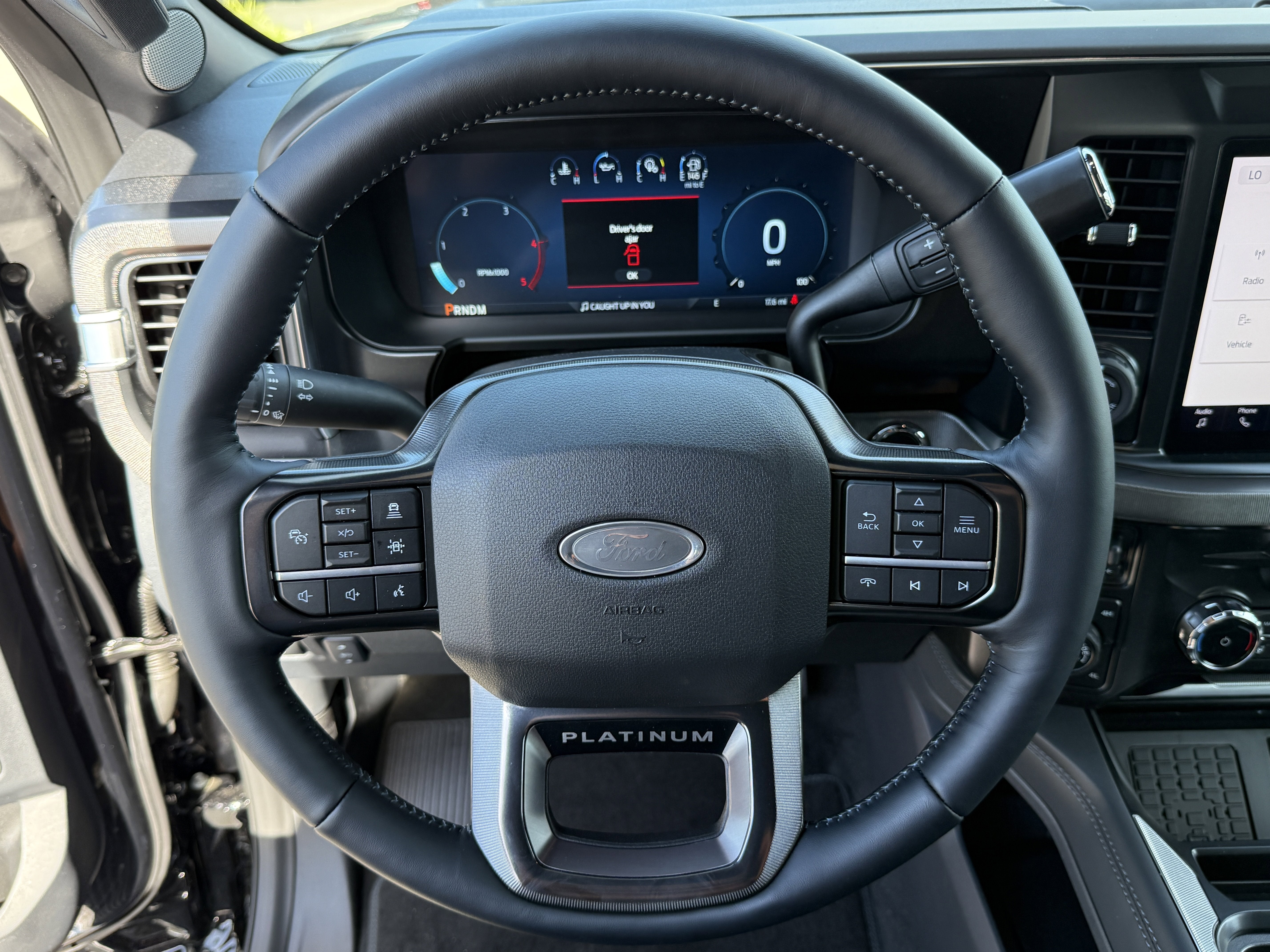 2026 Ford Super Duty F-350 SRW Platinum