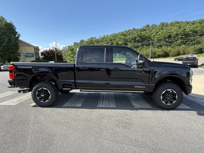 2026 Ford Super Duty F-350 SRW Platinum