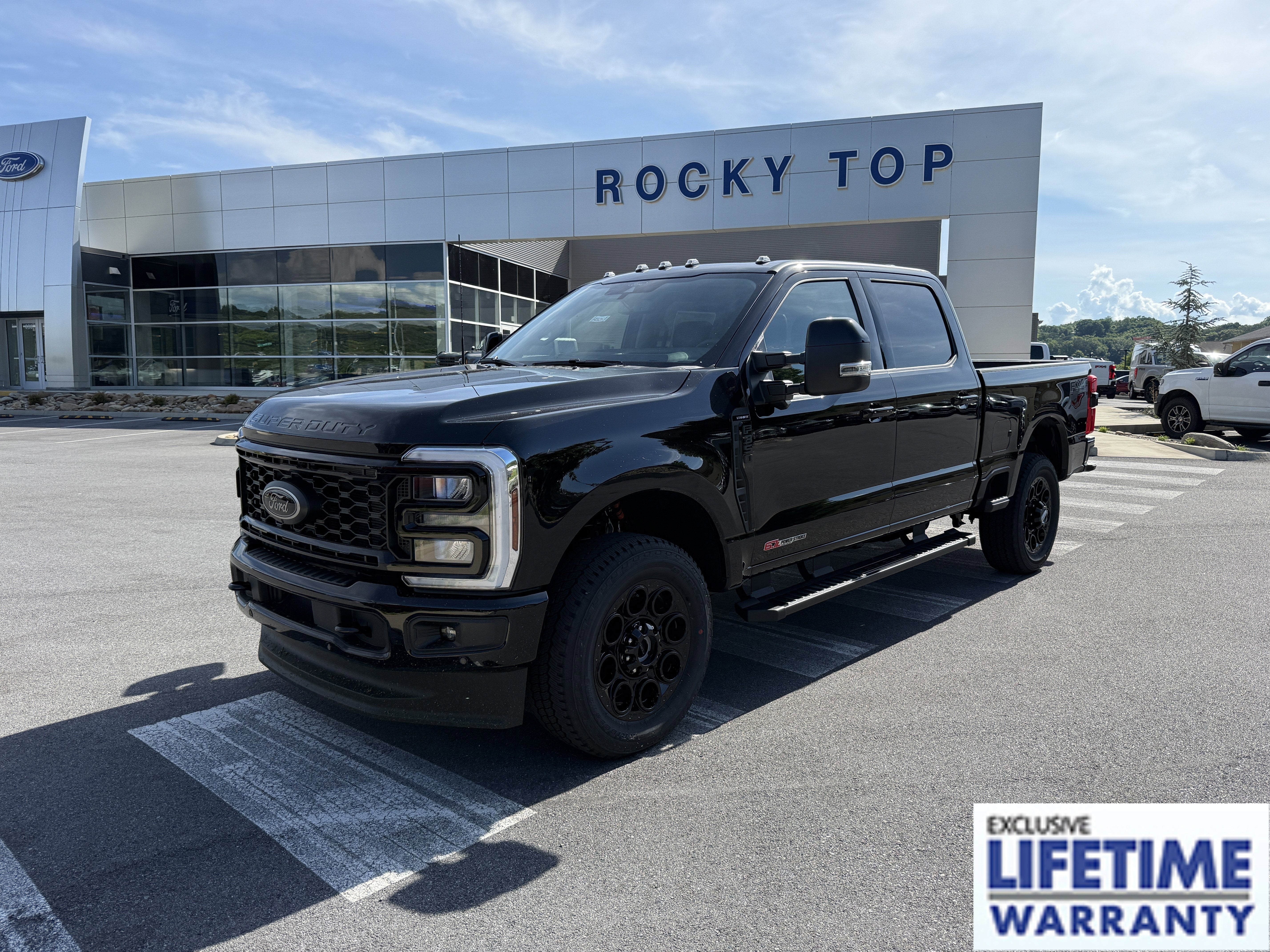 2026 Ford F-350 Lariat 4x4 Crew Cab 6-3/4' Box SRW's photo