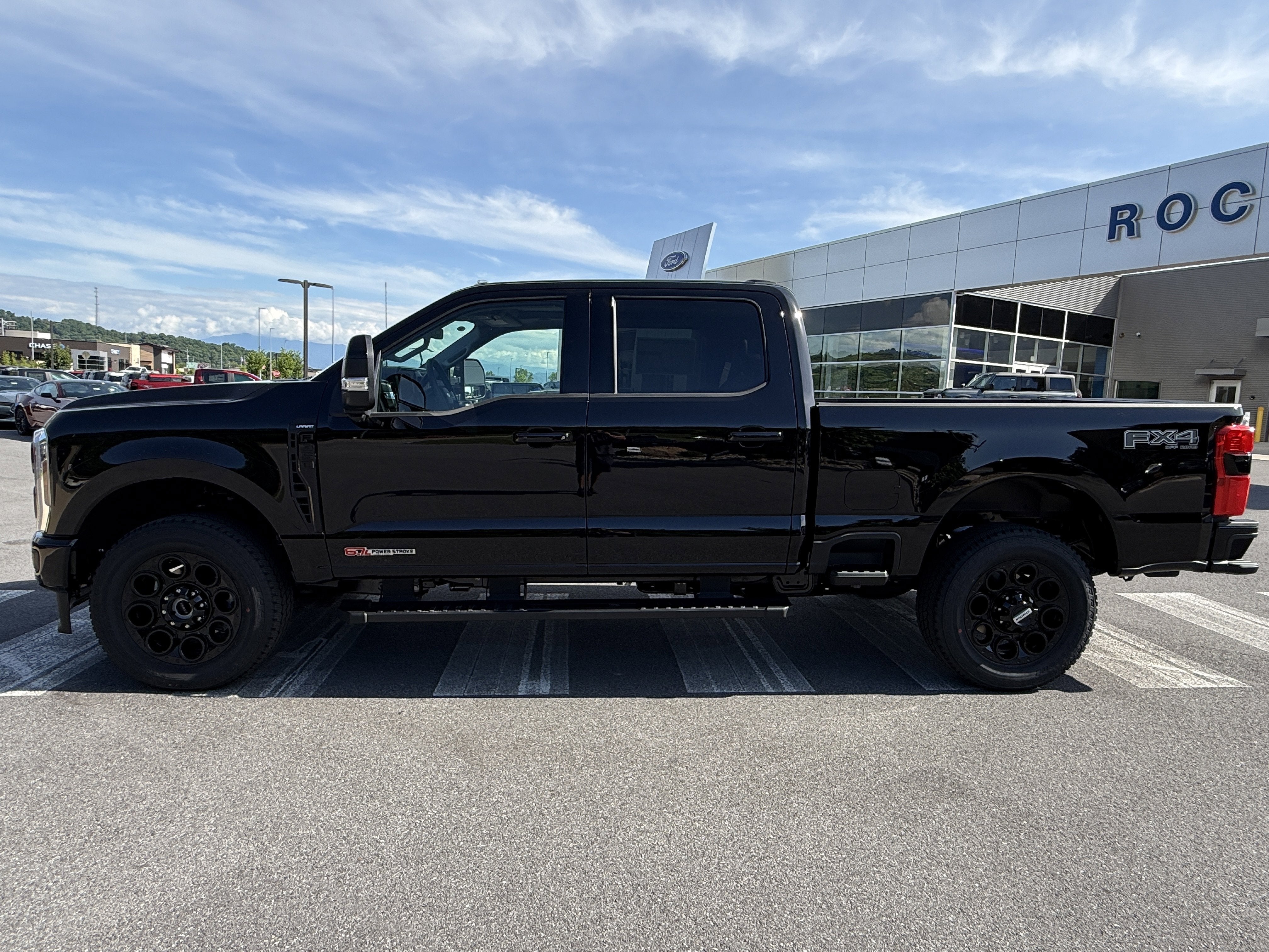 2026 Ford Super Duty F-350 SRW LARIAT