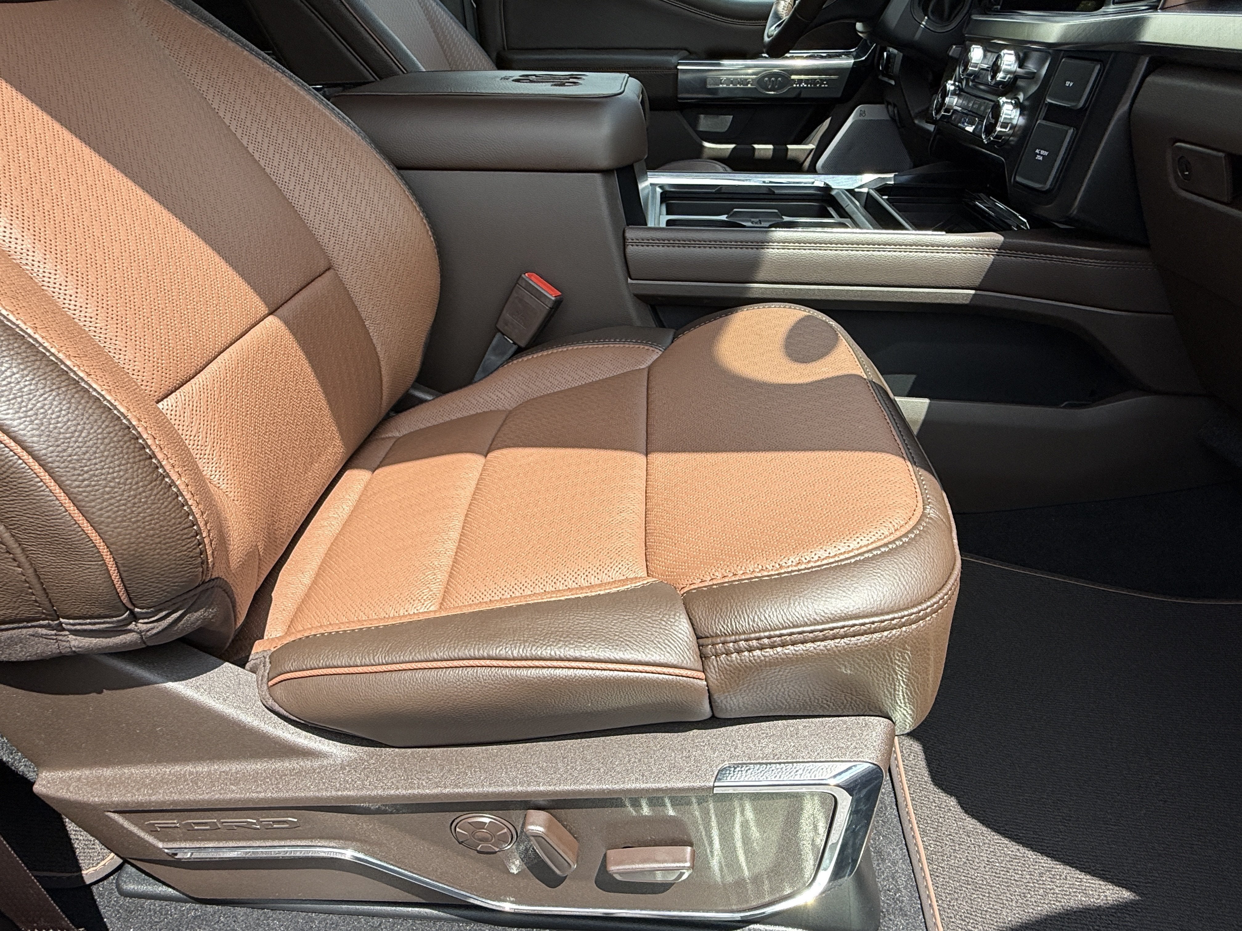 2026 Ford Super Duty F-350 SRW King Ranch