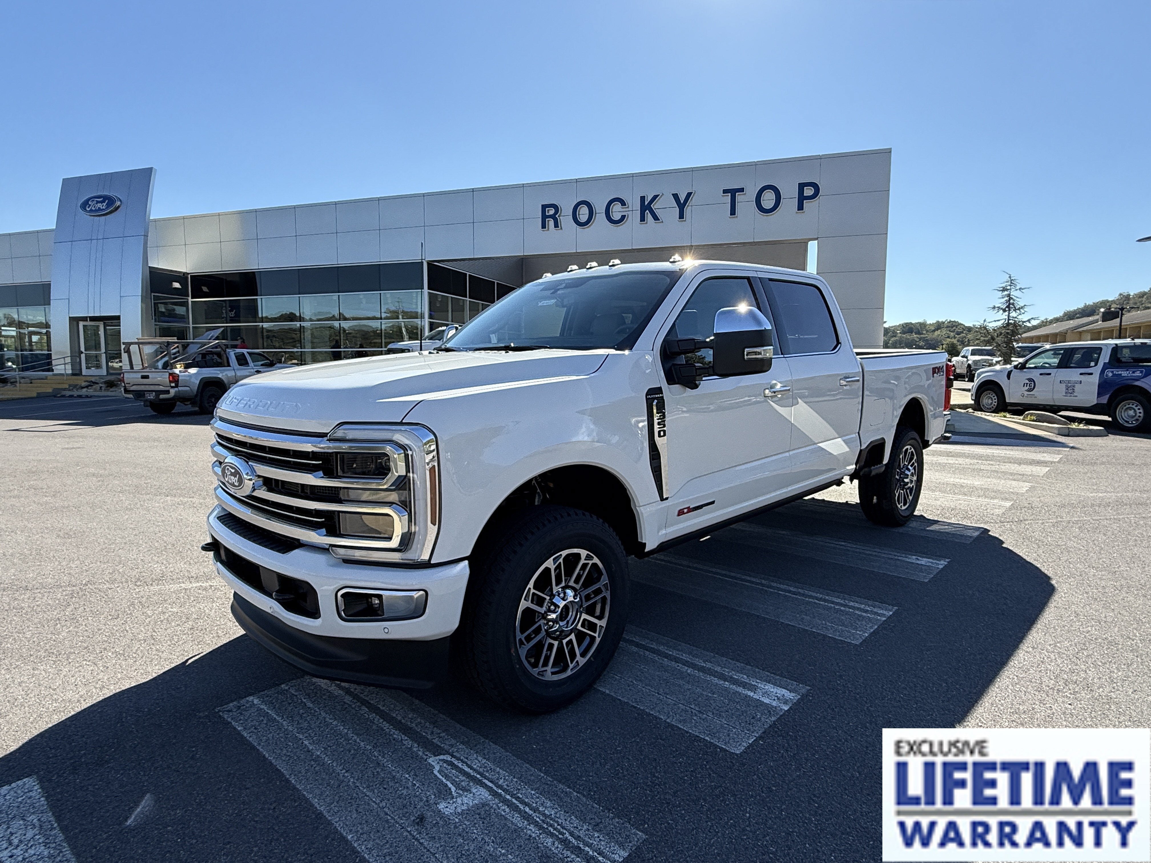 2027 Ford Super Duty F-350 SRW Platinum
