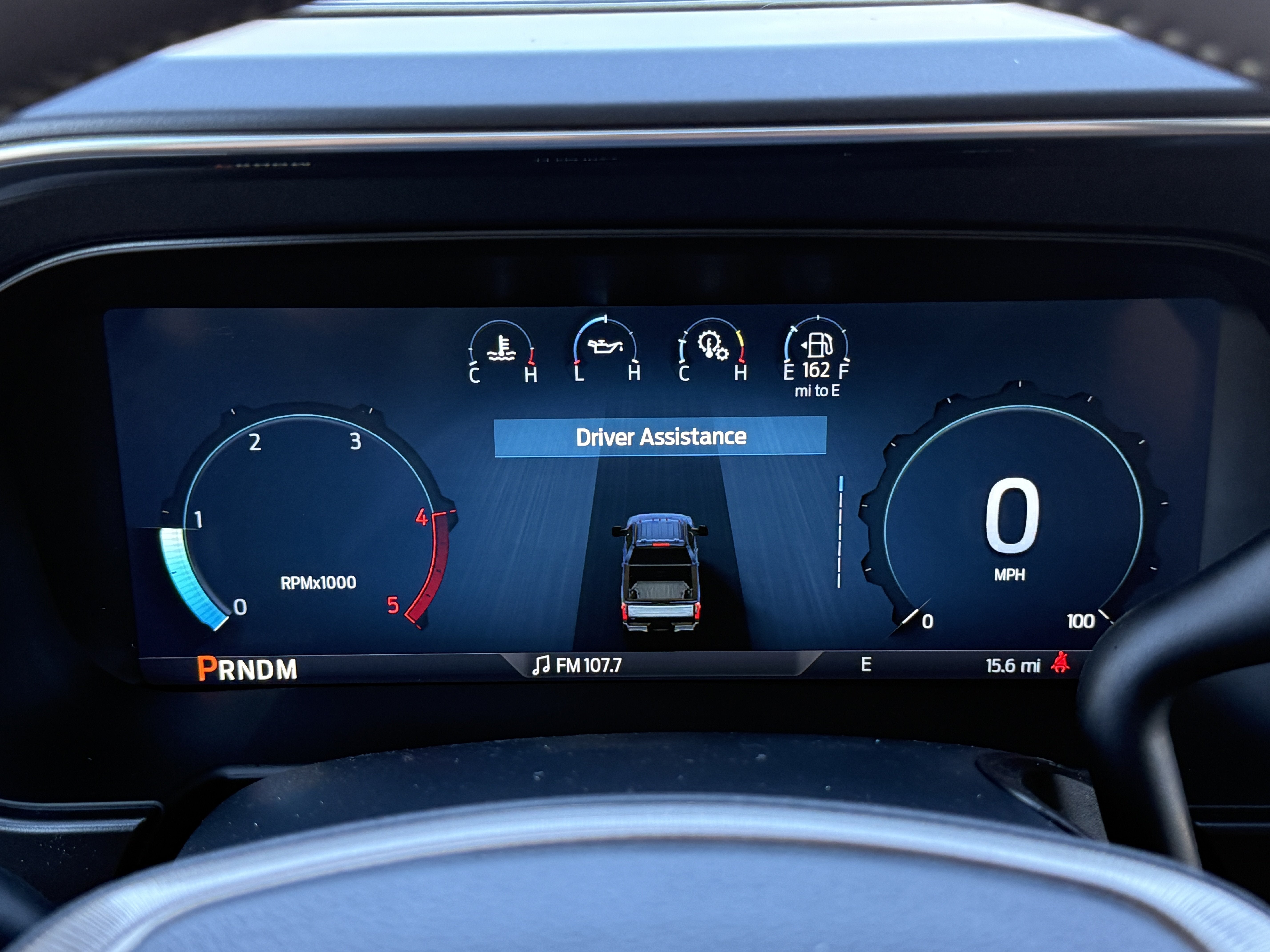 2027 Ford Super Duty F-350 SRW Platinum