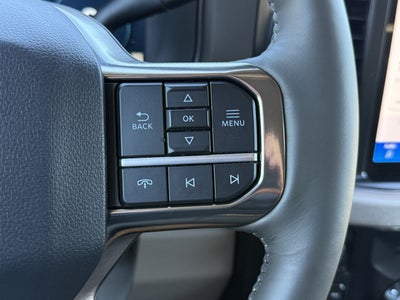 2027 Ford Super Duty F-350 SRW Platinum