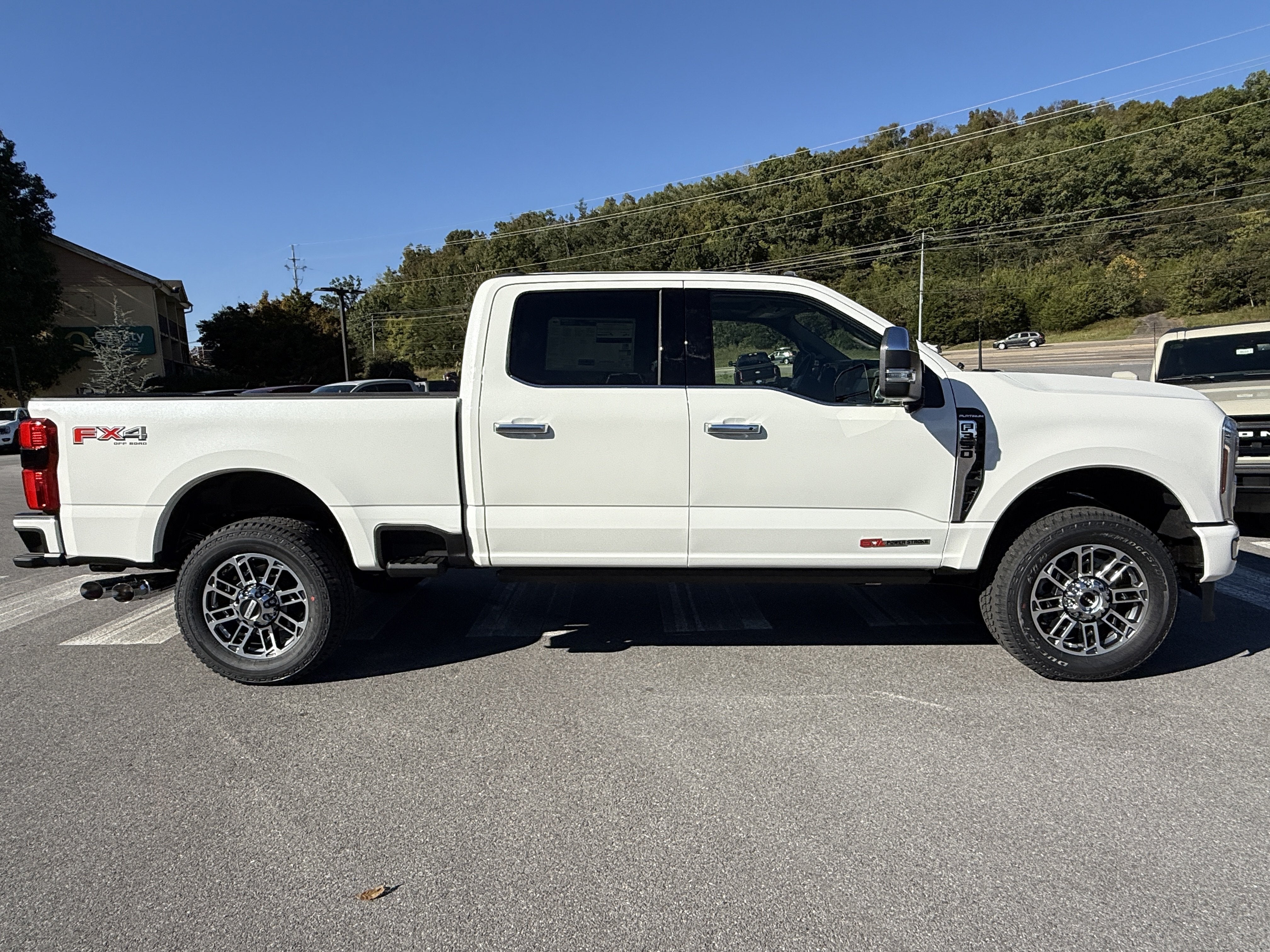 2027 Ford Super Duty F-350 SRW Platinum