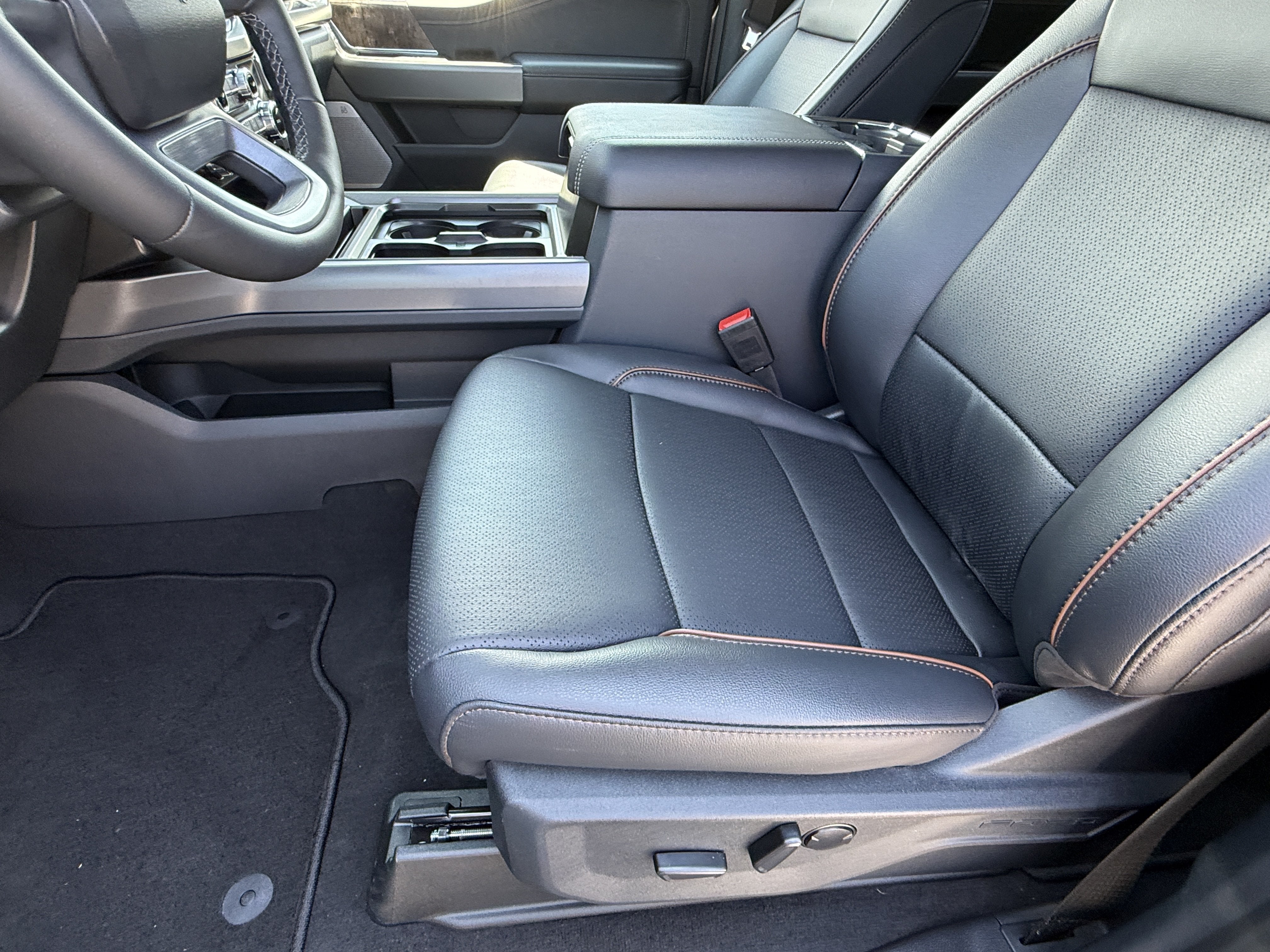 2026 Ford Super Duty F-250 LARIAT