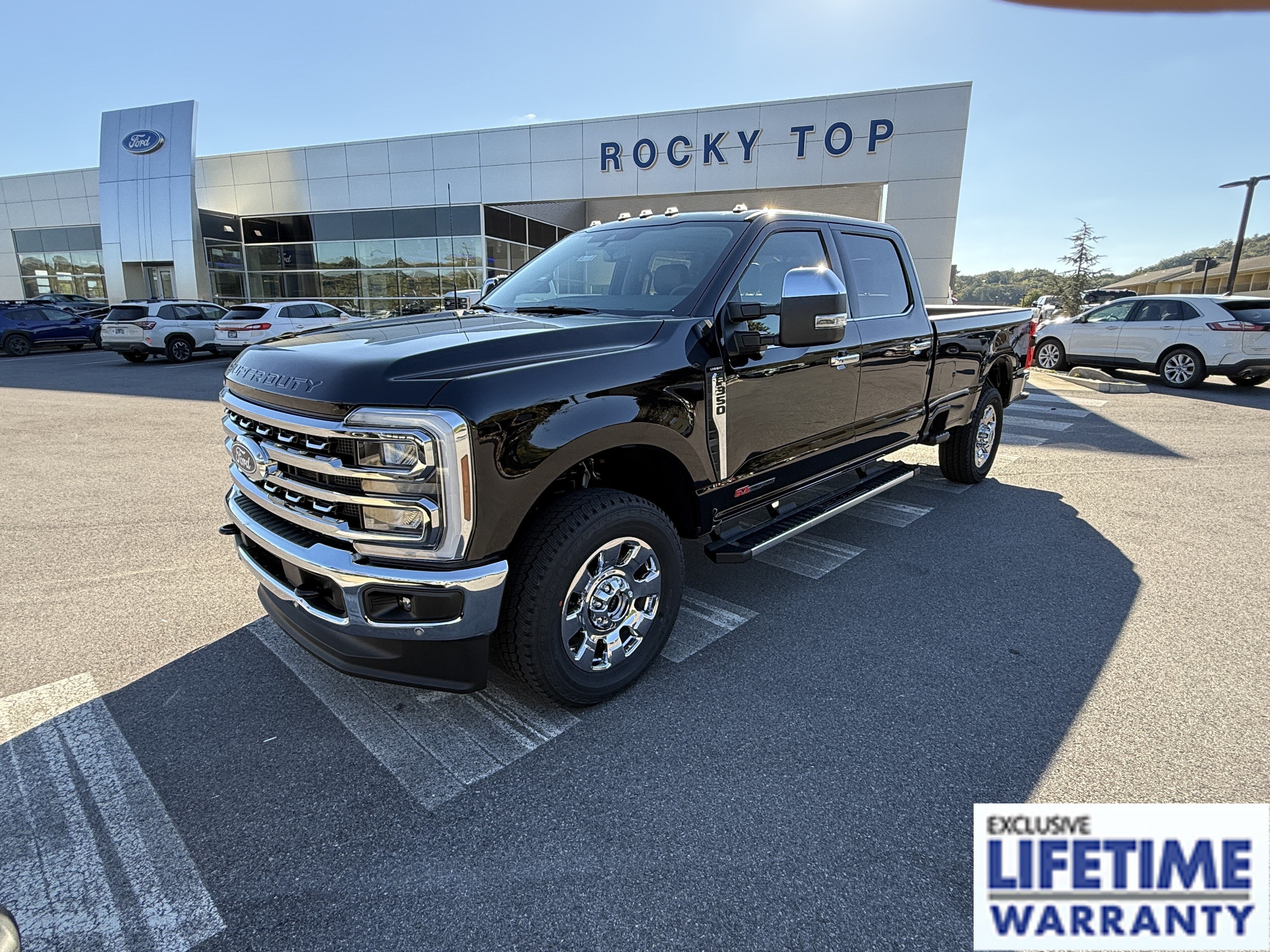 2027 Ford Super Duty F-350 SRW LARIAT