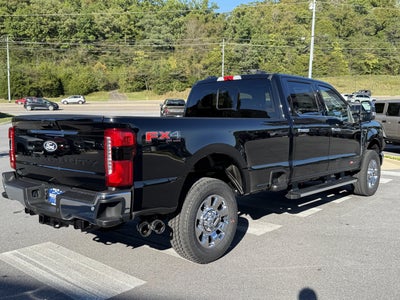 2027 Ford Super Duty F-350 SRW LARIAT