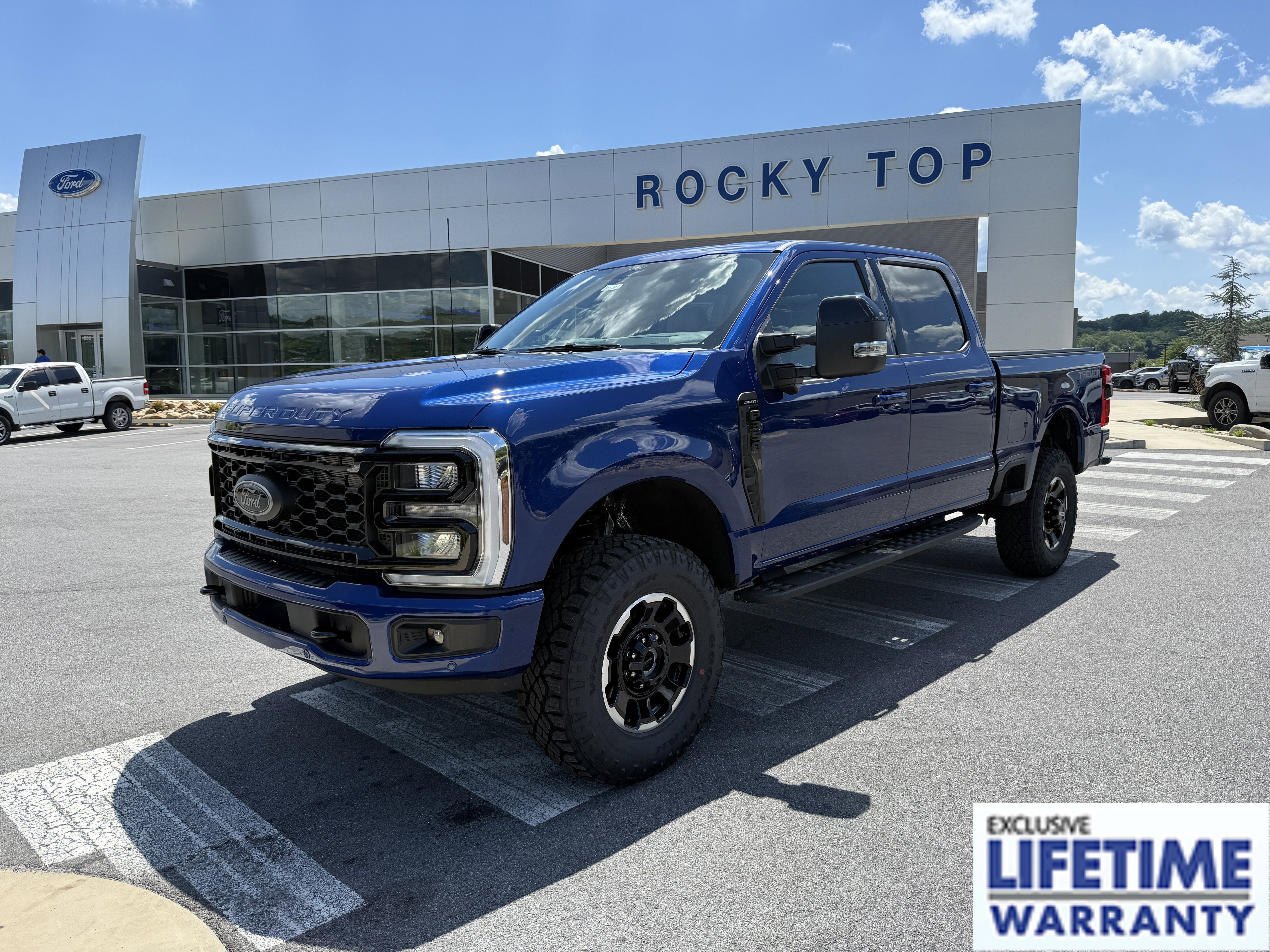 2026 Ford Super Duty F-350 SRW LARIAT