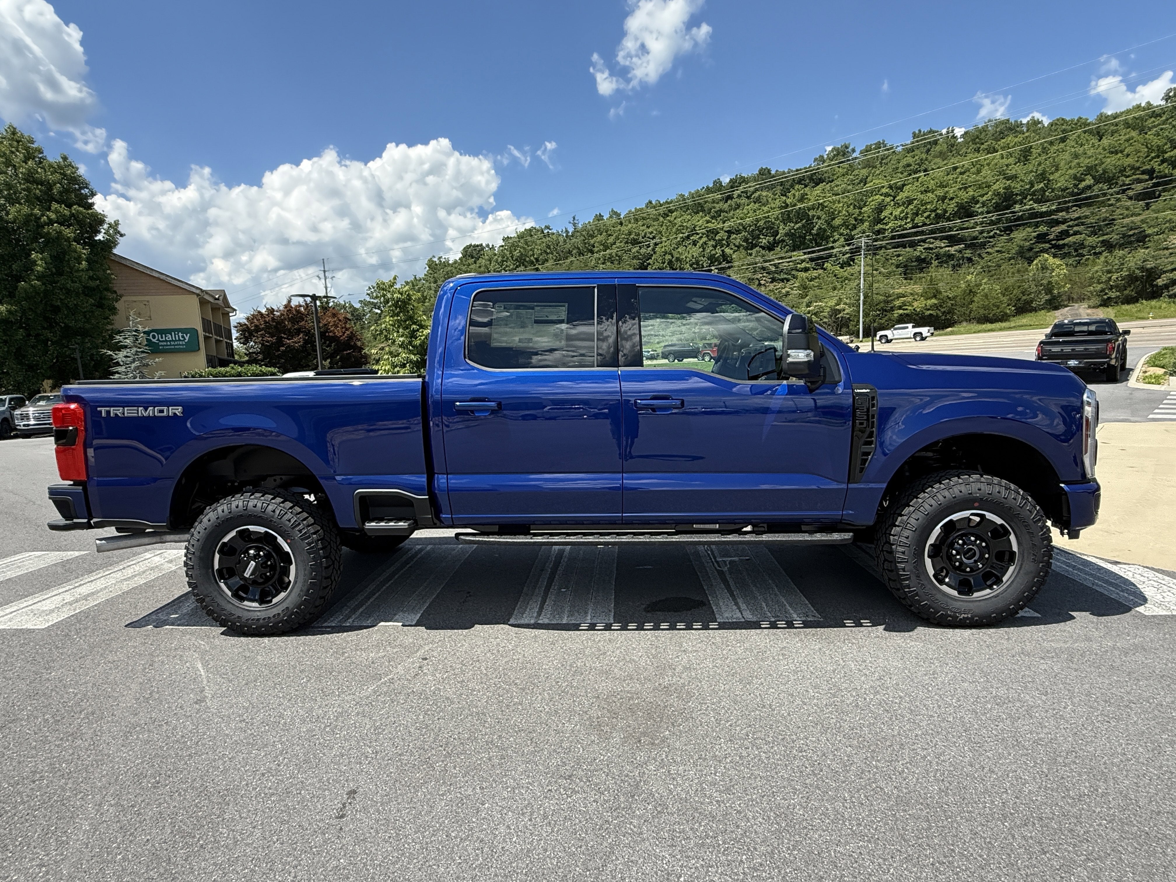 2026 Ford Super Duty F-350 SRW LARIAT