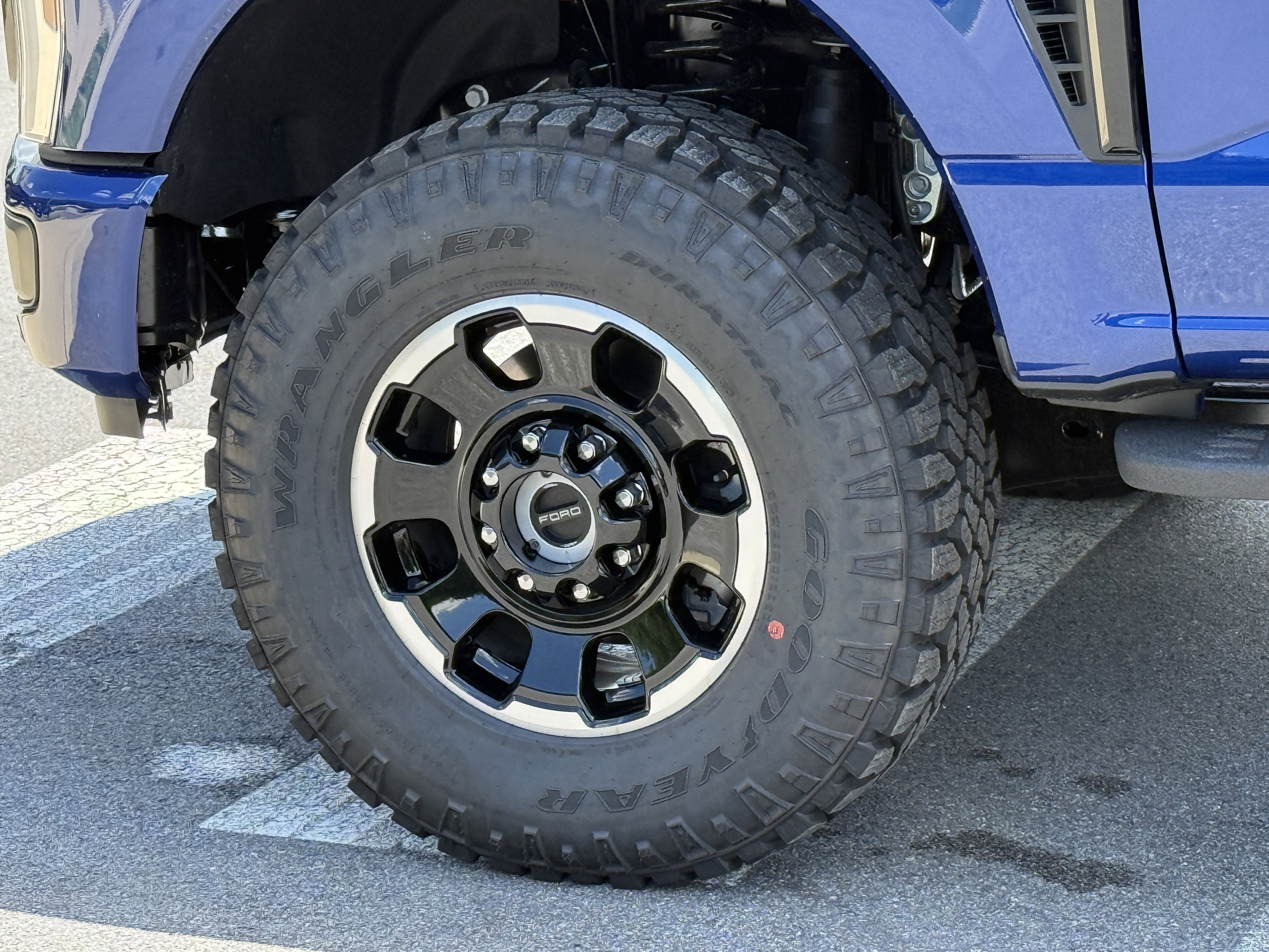 2026 Ford Super Duty F-350 SRW LARIAT