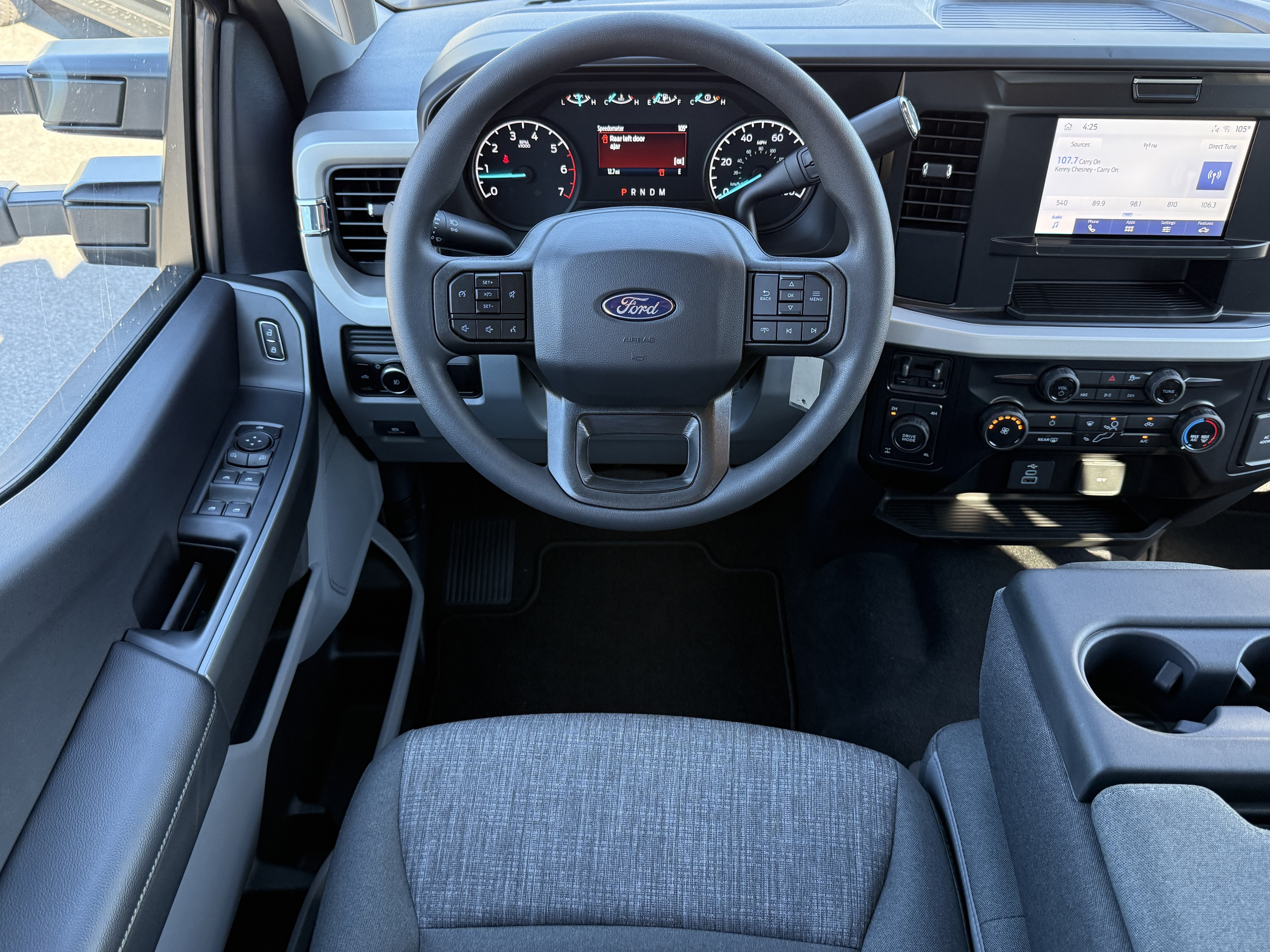2027 Ford Super Duty F-250 XLT